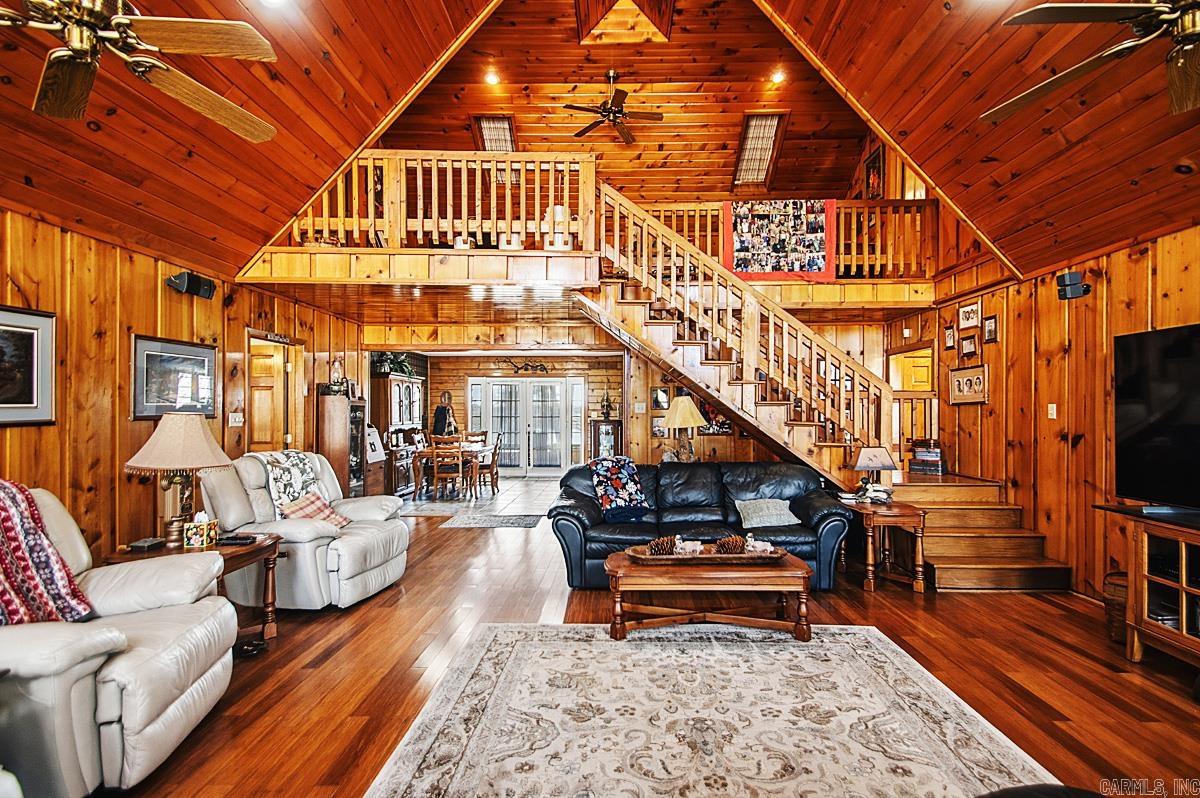 335 Old Dirt Road  England, AR