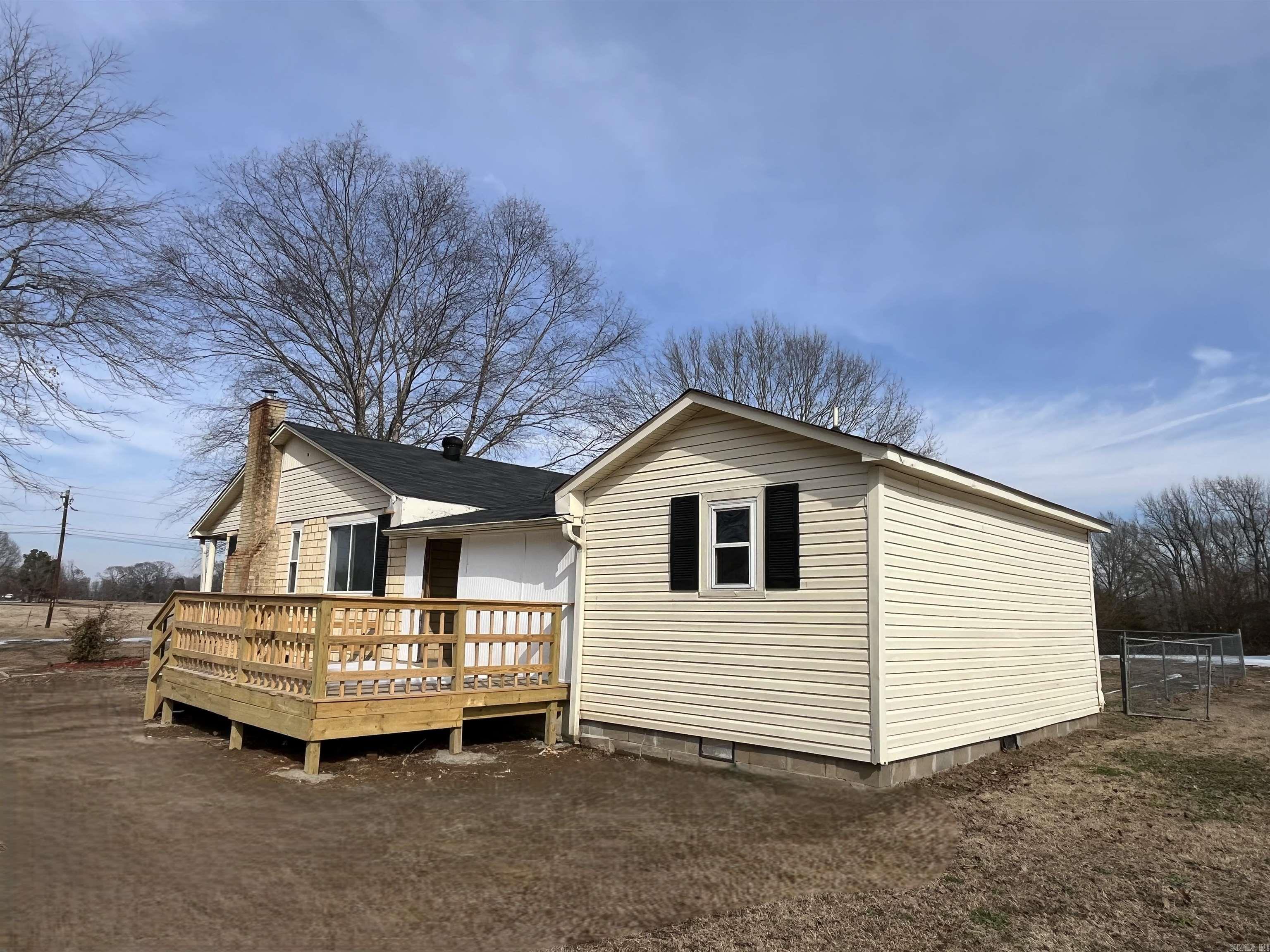 1957 Hwy 236 E  Lonoke, AR