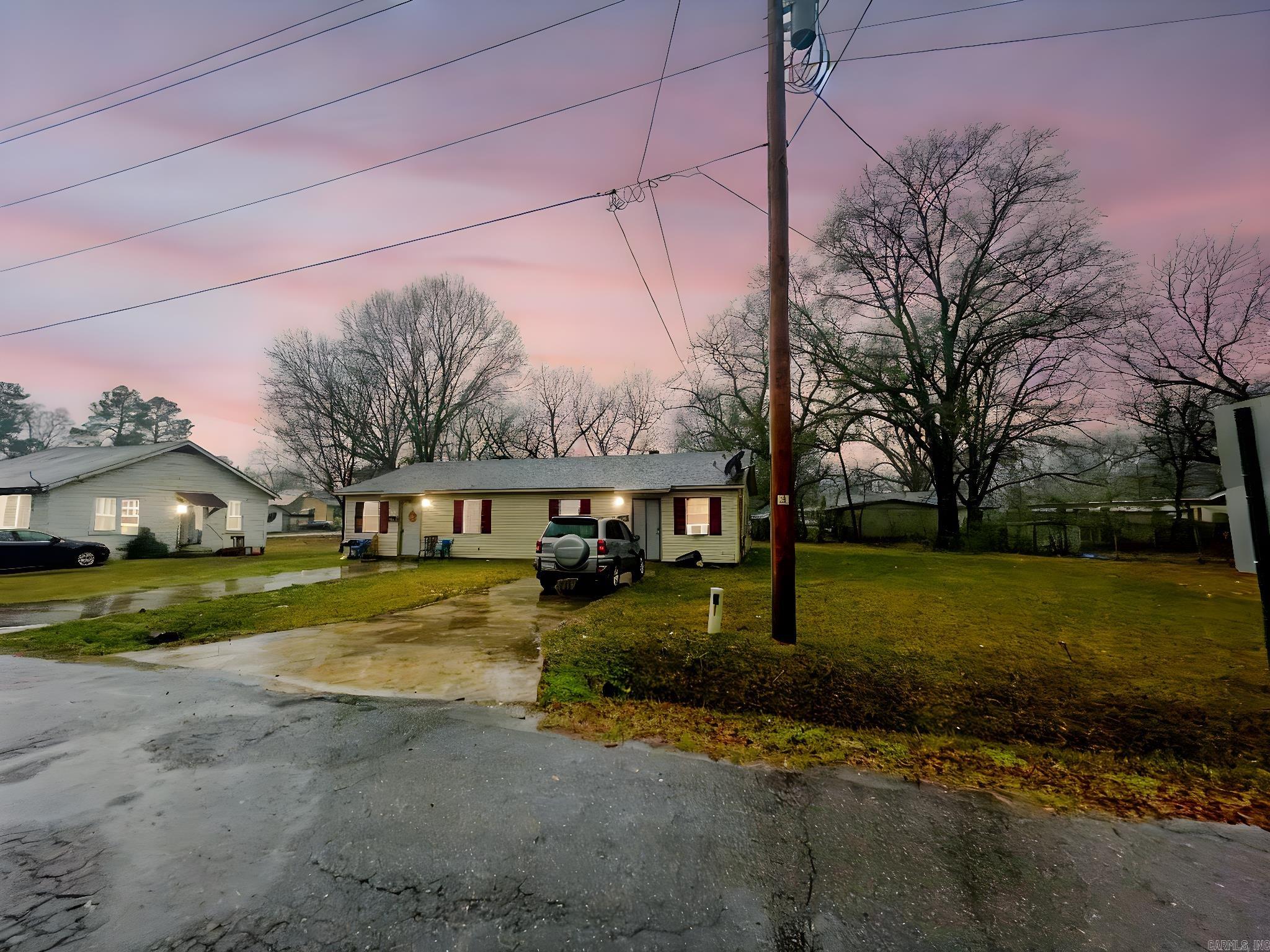 402 N Ferguson  Hope, AR