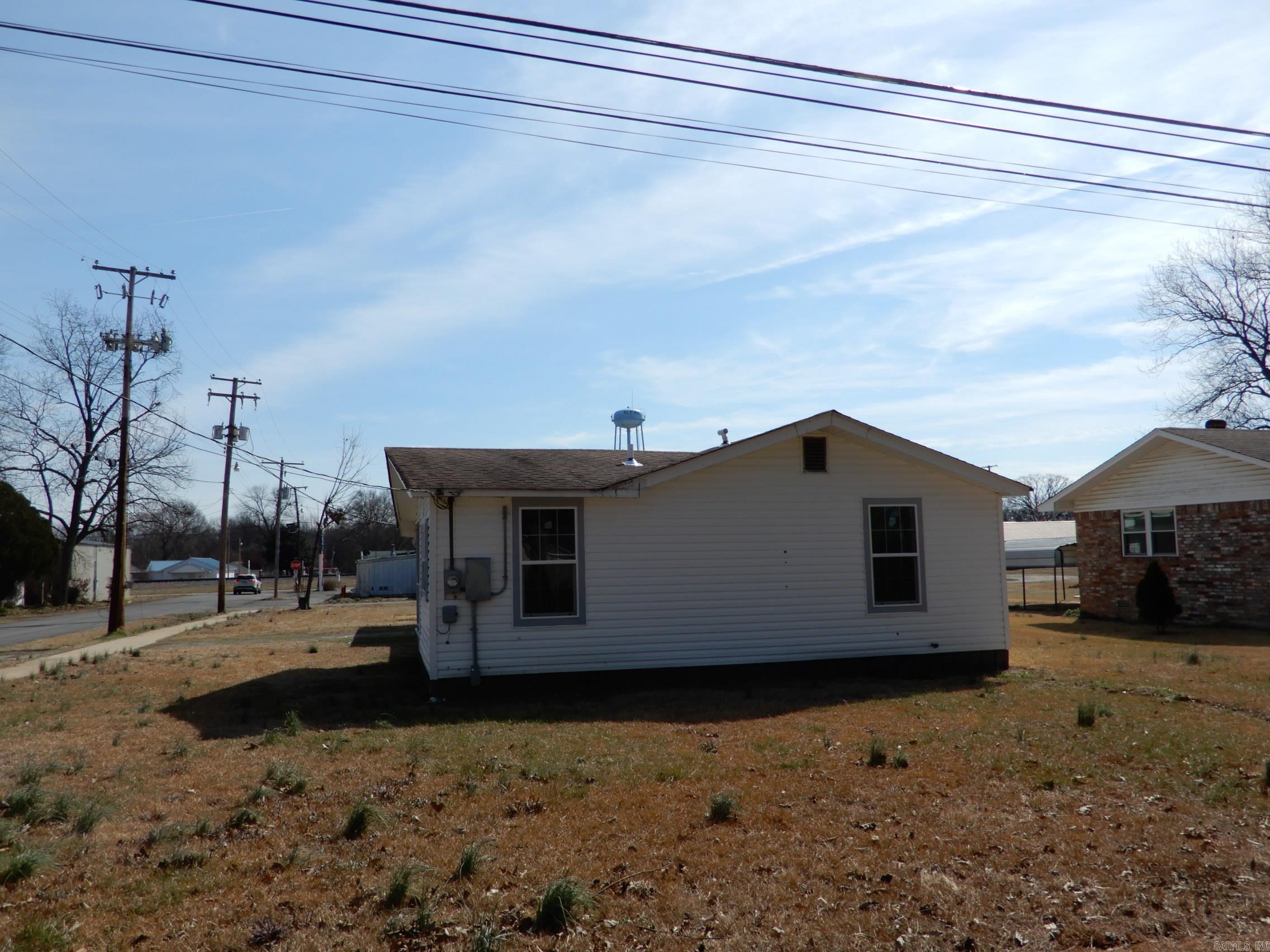 107 N Wilks  McRae, AR