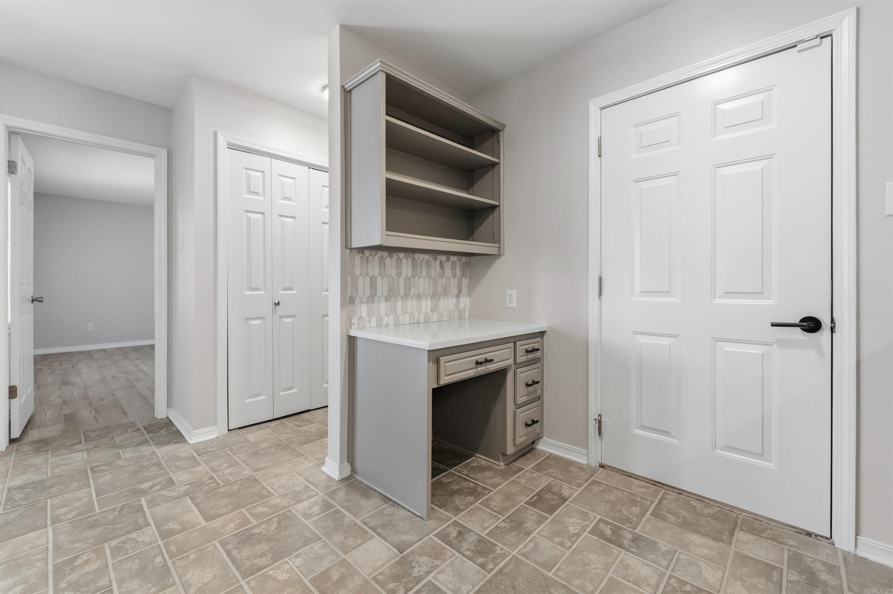 1 Club Ct  Jacksonville, AR