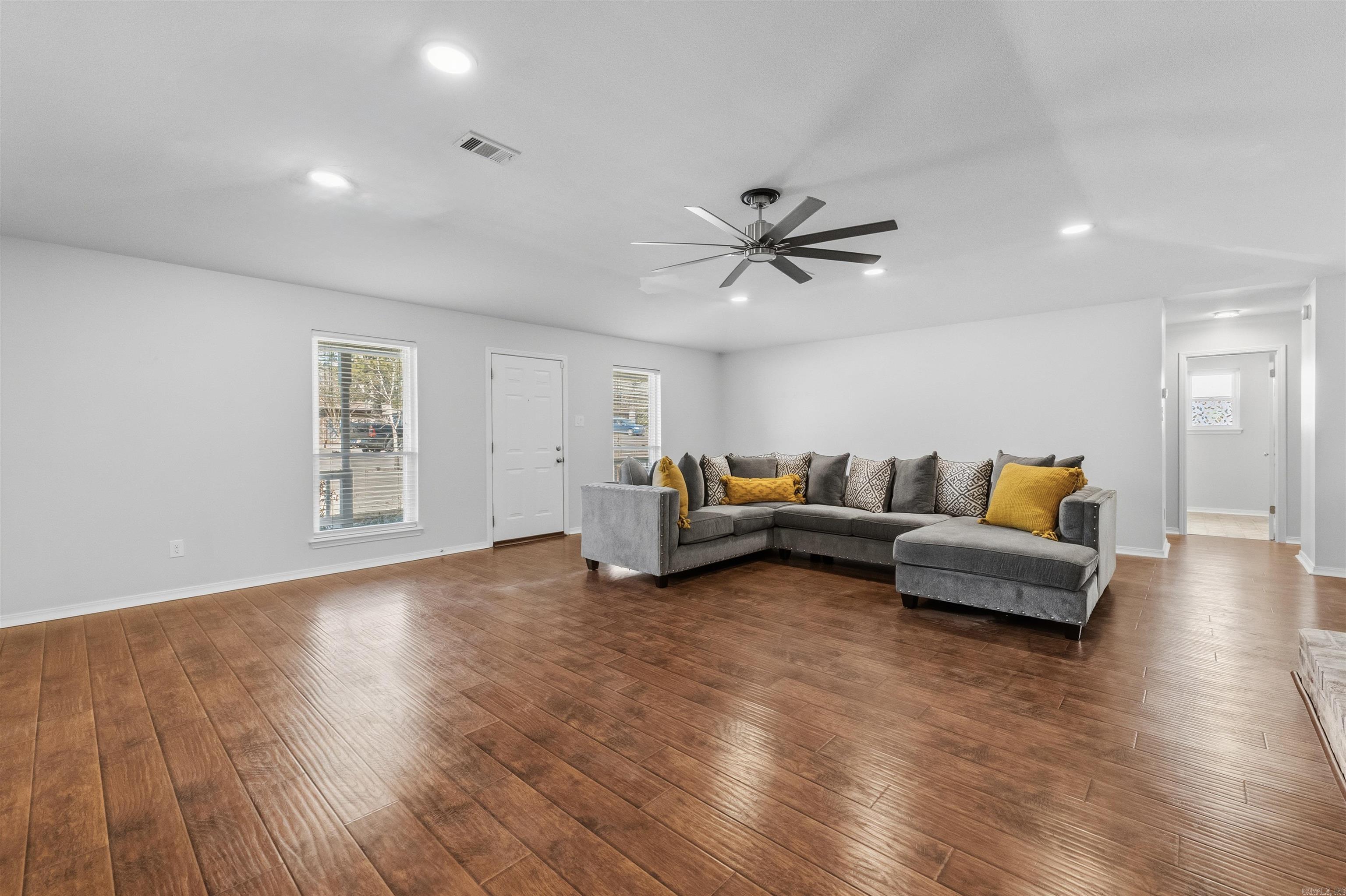 1 Club Ct  Jacksonville, AR