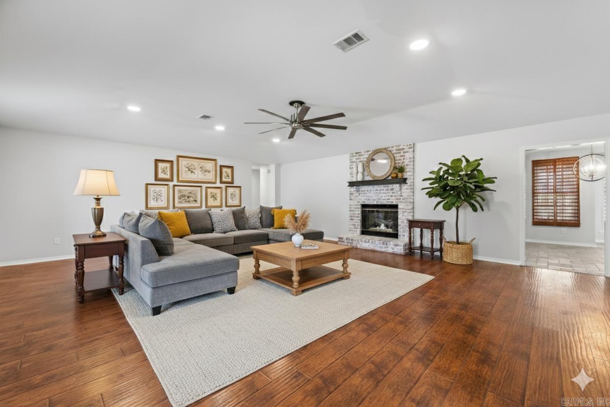 1 Club Ct  Jacksonville, AR