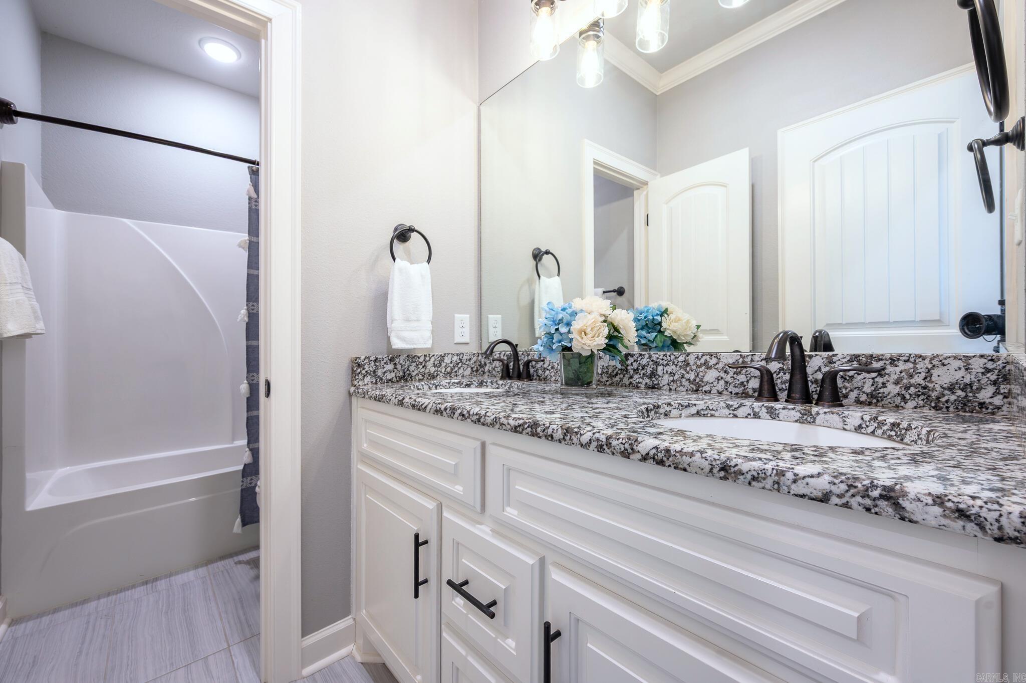 933 Millers Glen  Sherwood, AR