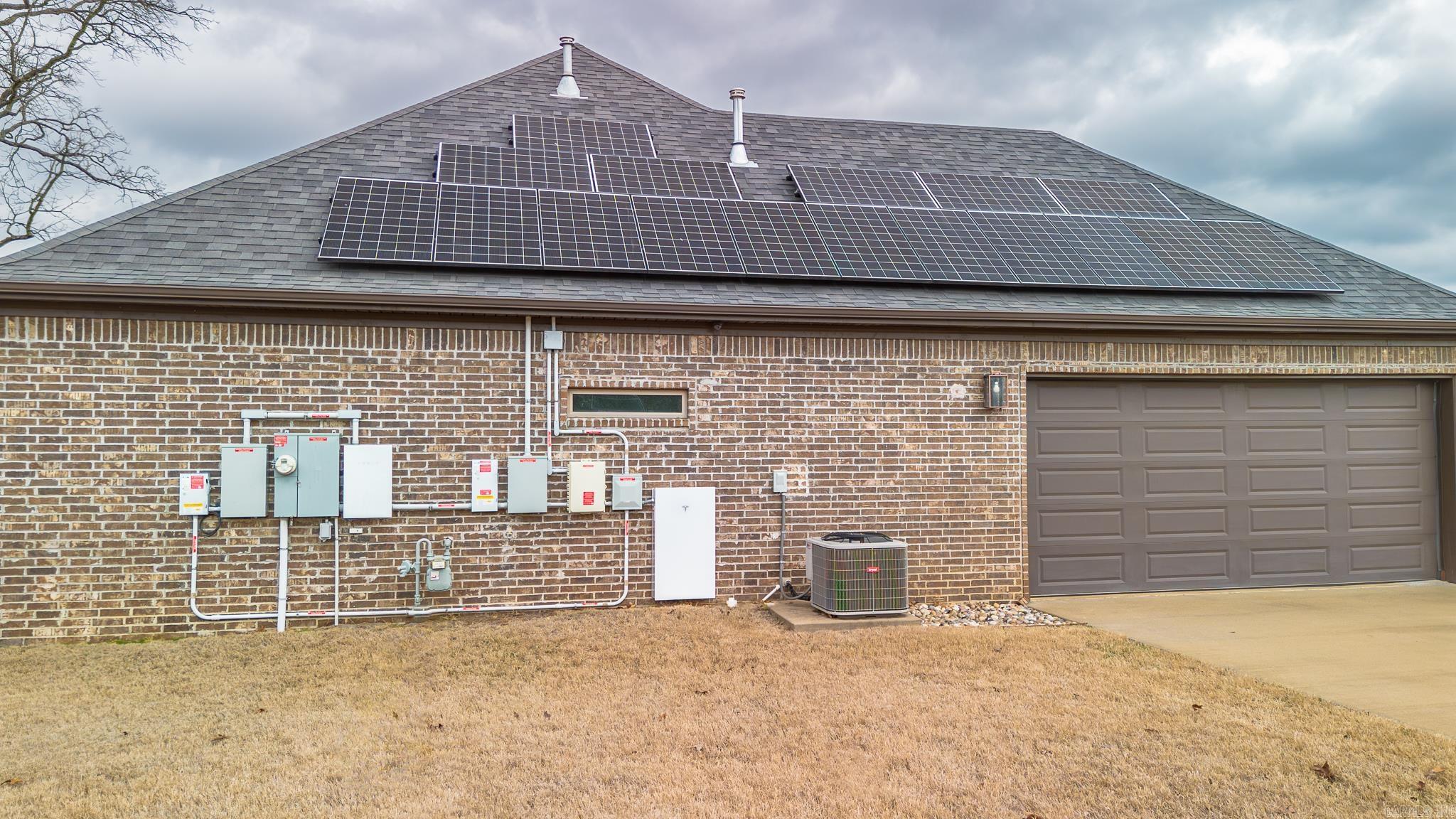 933 Millers Glen  Sherwood, AR