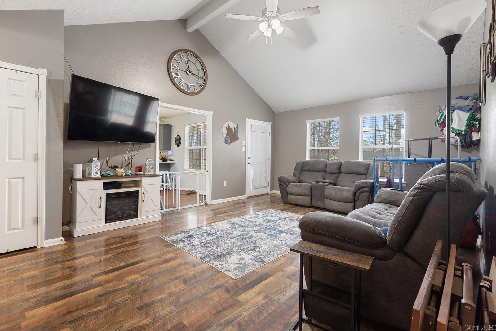 7 Raccoon  Conway, AR