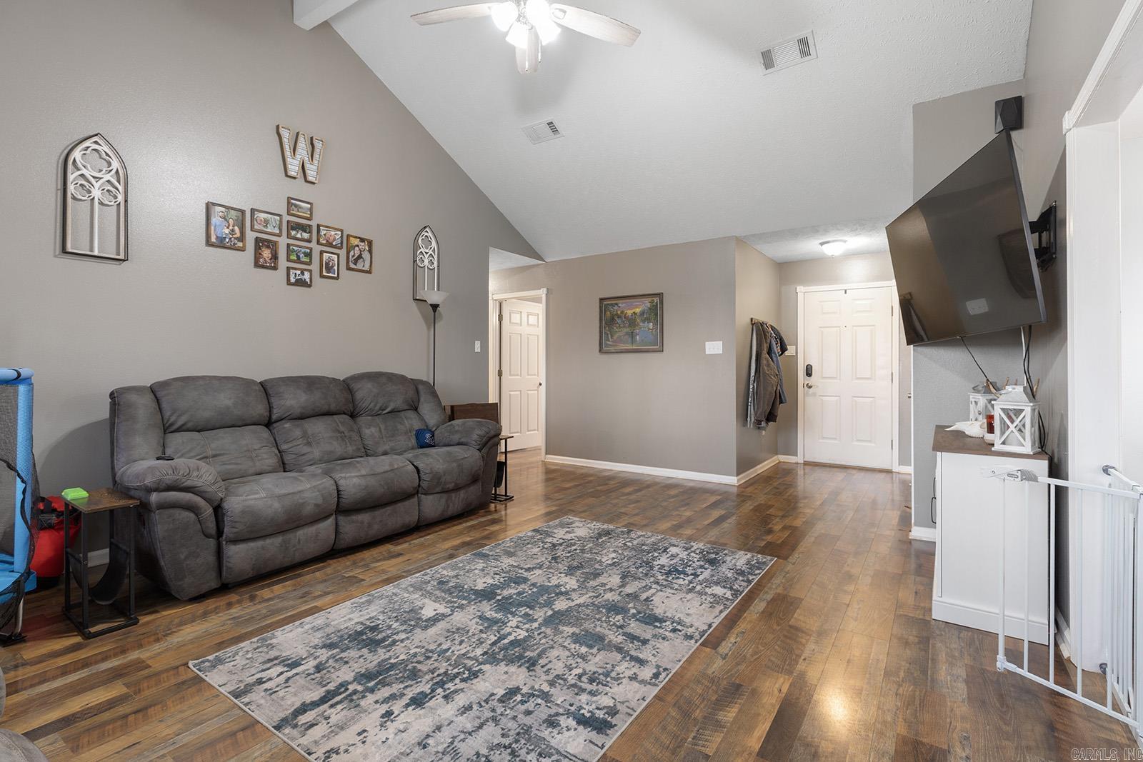 7 Raccoon  Conway, AR