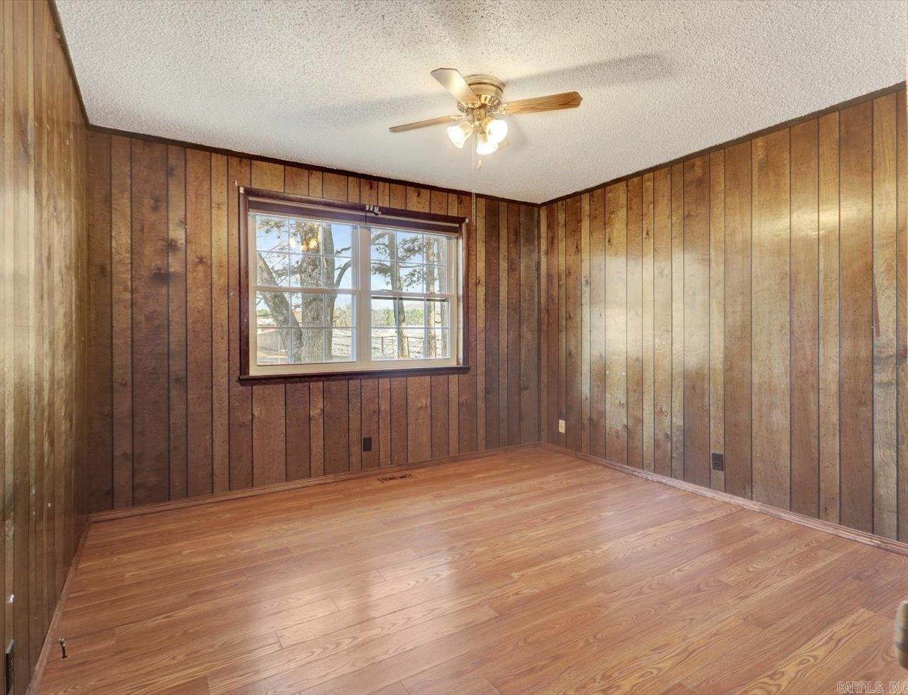 377 Valley Acres  Hot Springs, AR