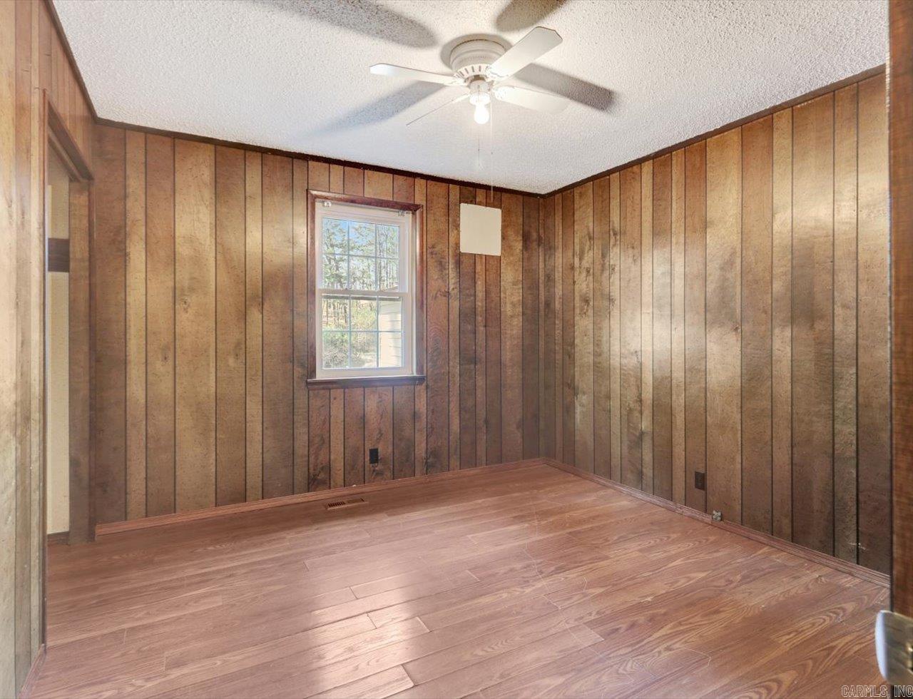 377 Valley Acres  Hot Springs, AR