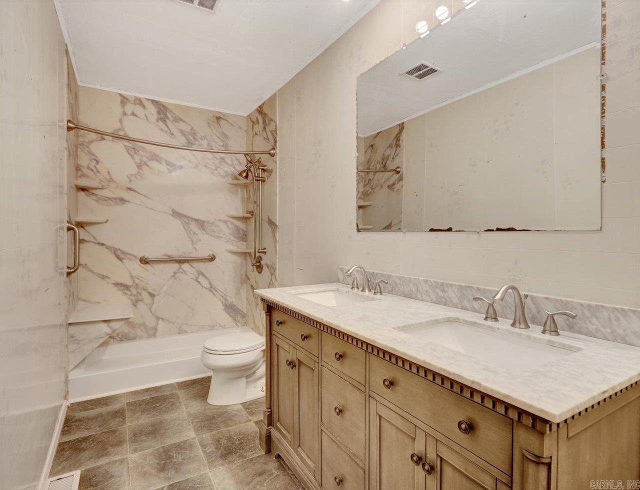 377 Valley Acres  Hot Springs, AR