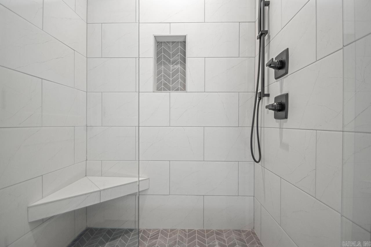 6178 Majestic Waters  Benton, AR