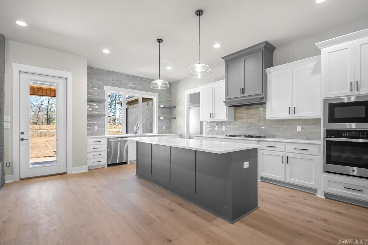 6178 Majestic Waters  Benton, AR