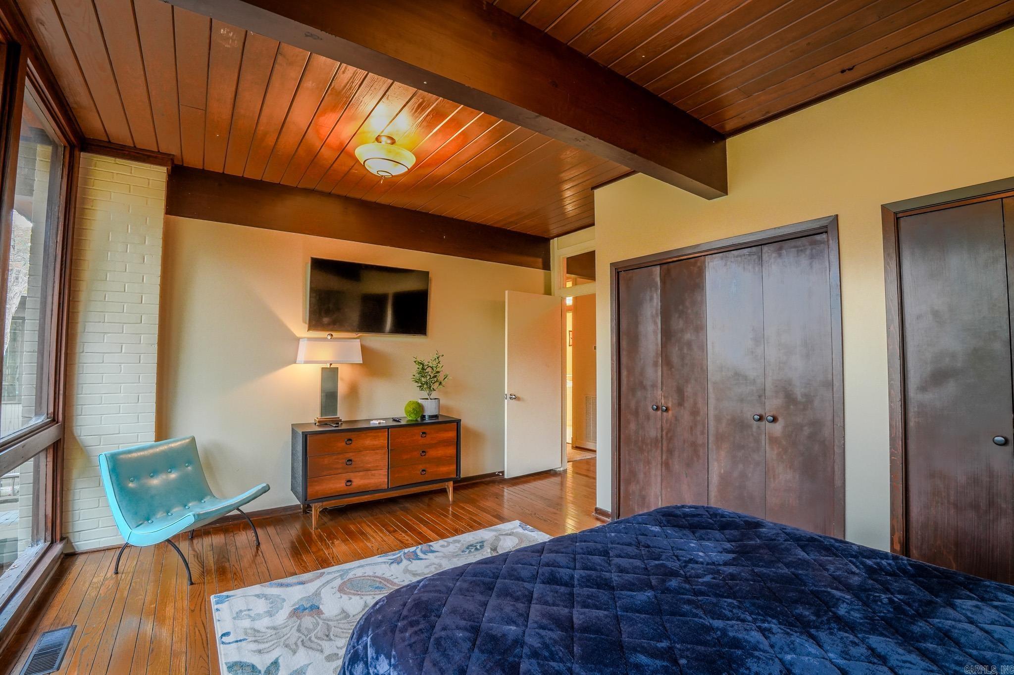 21 River Valley  Little Rock, AR