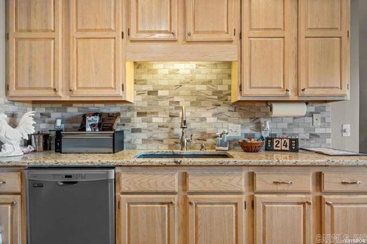 600 Pakis  Hot Springs, AR