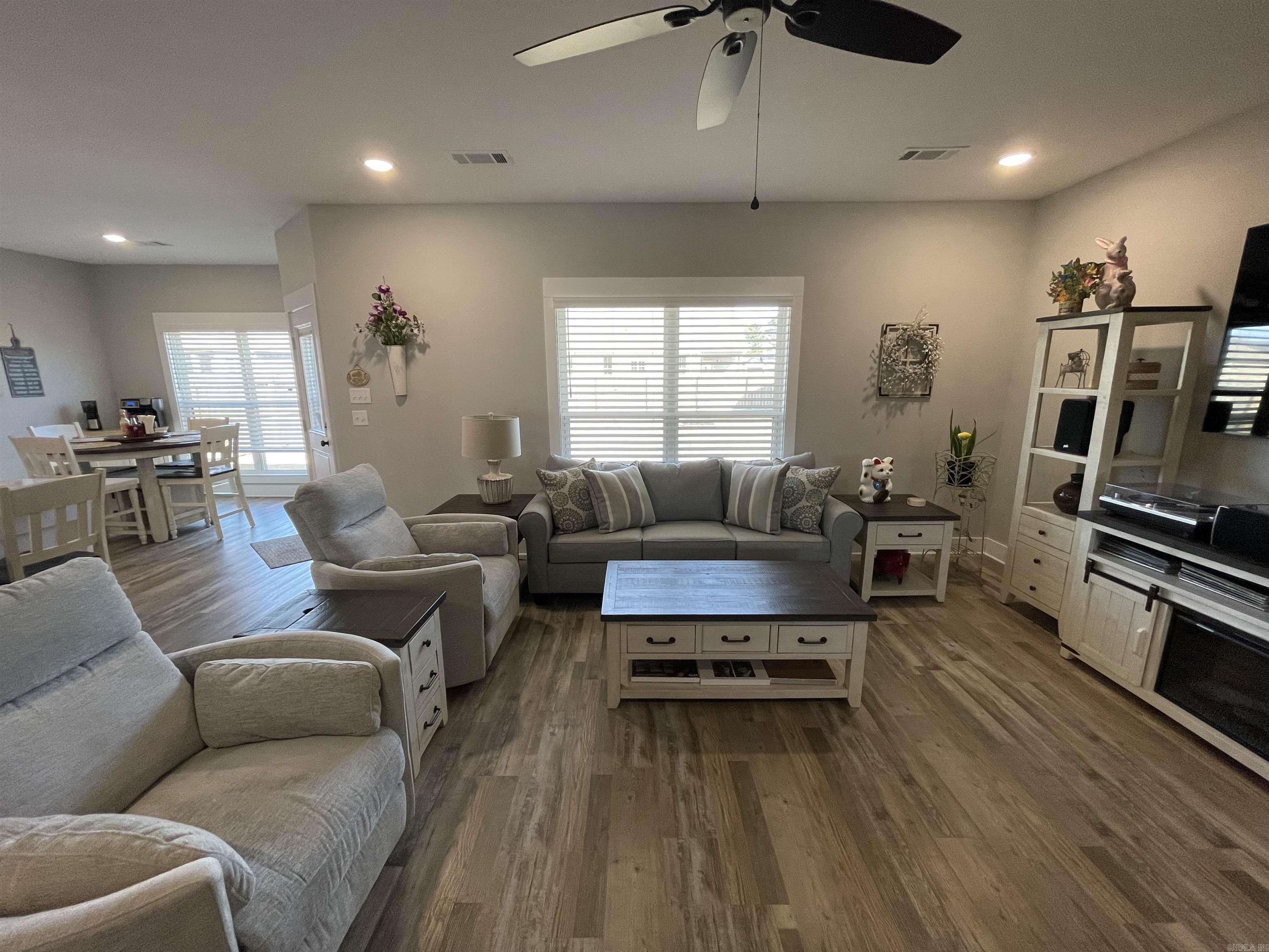 2 Quail Feather Cove  Greenbrier, AR