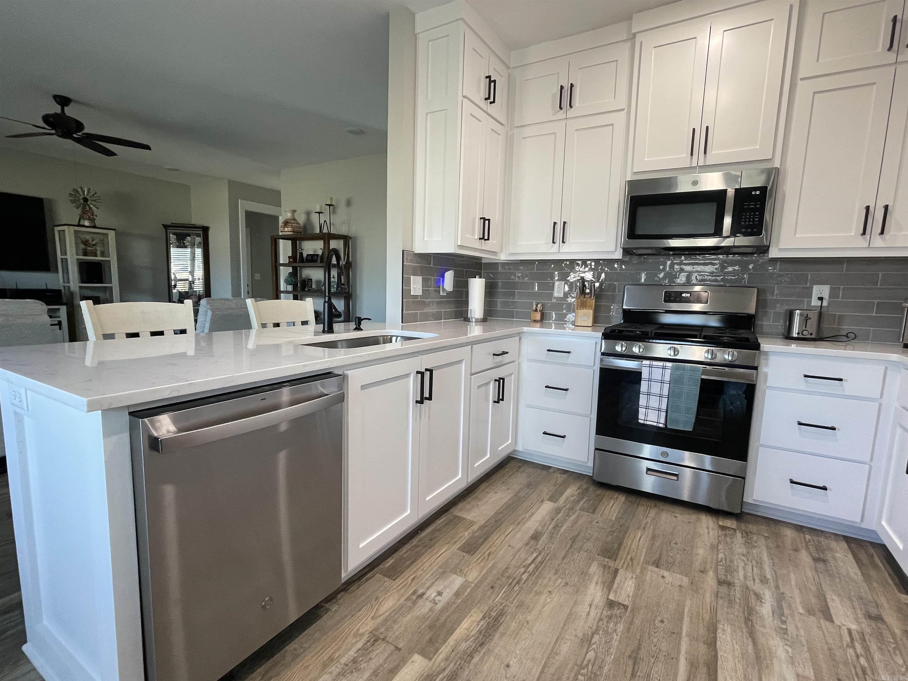 2 Quail Feather Cove  Greenbrier, AR