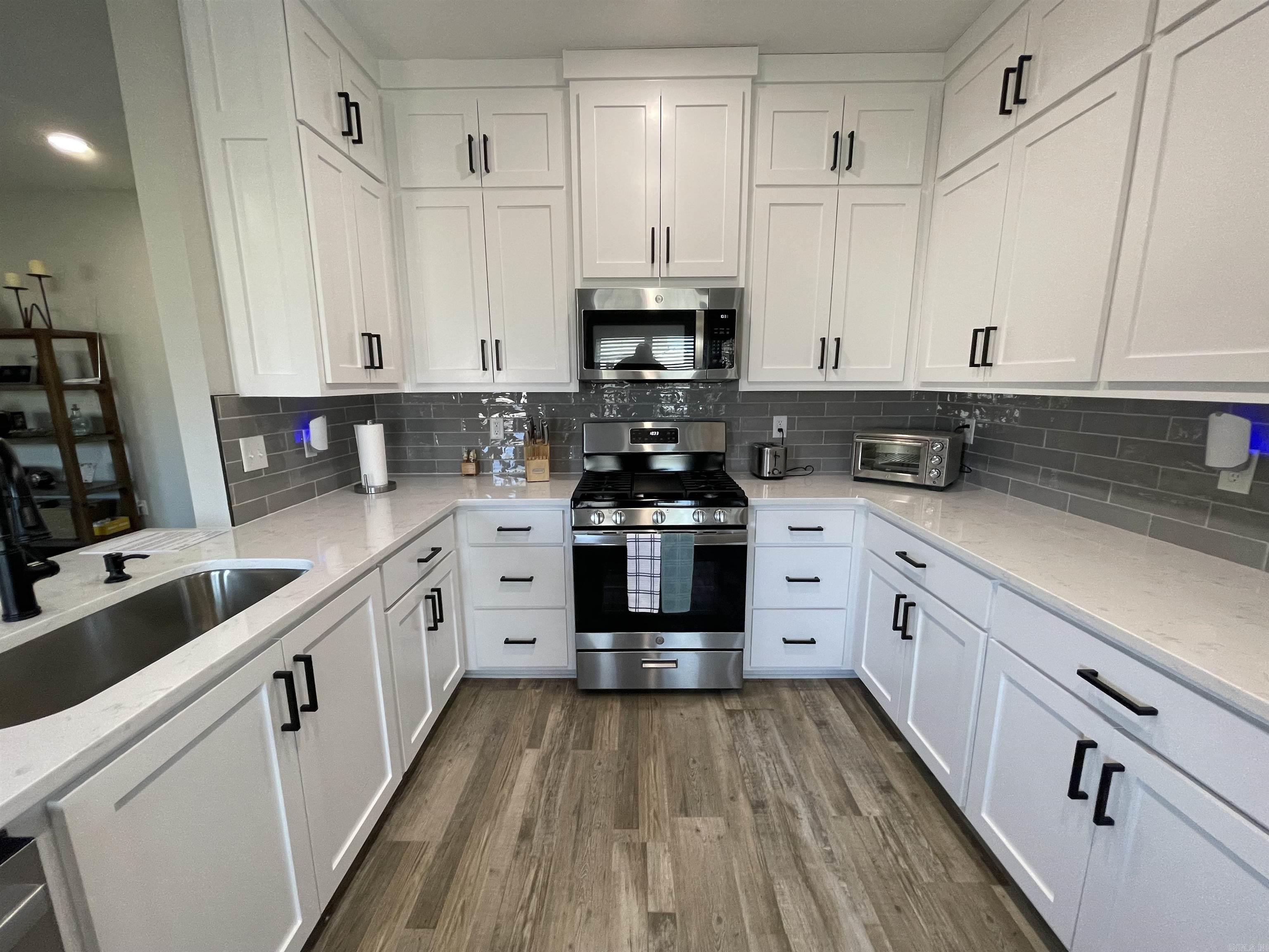 2 Quail Feather Cove  Greenbrier, AR