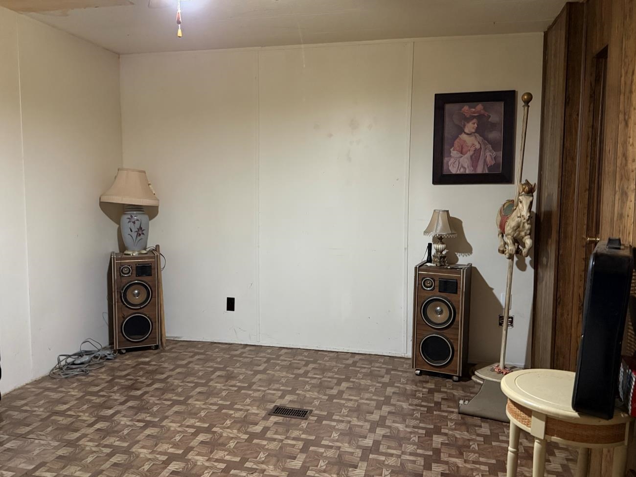 637 Hwy 63  Williford, AR