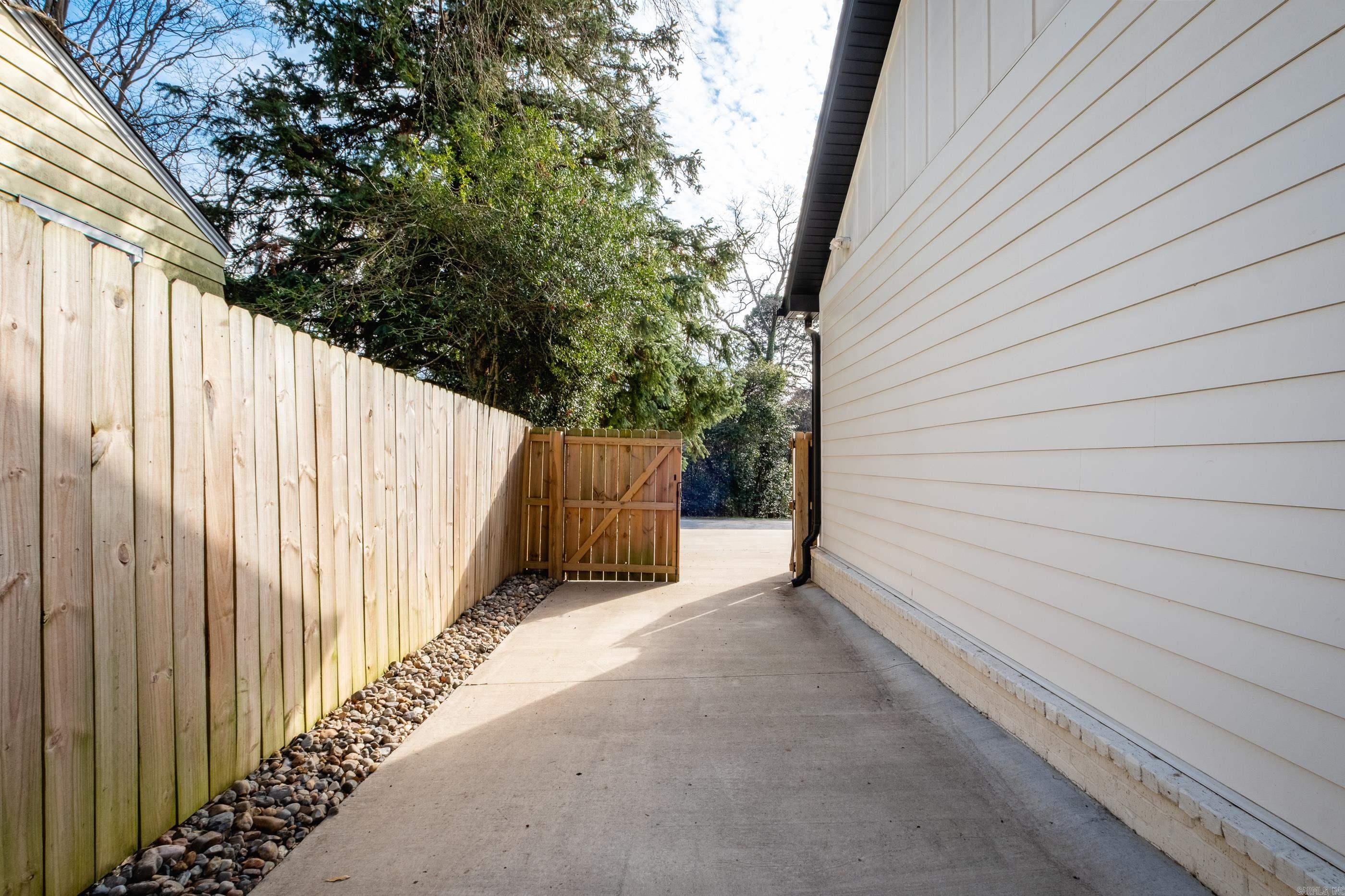 200 Pine Valley  Little Rock, AR