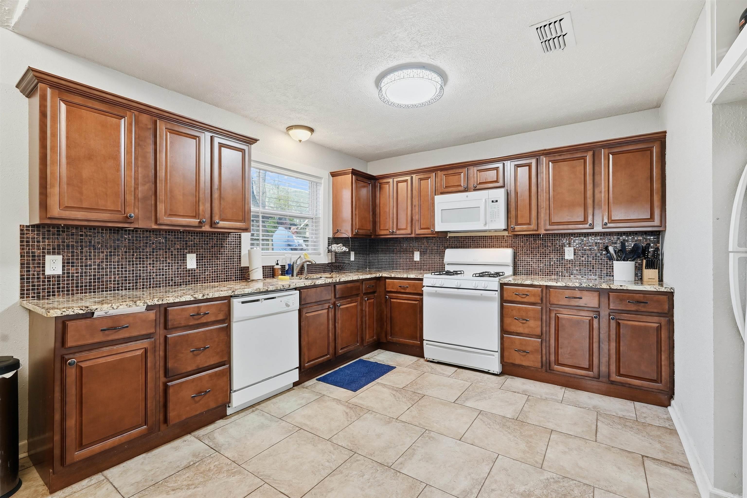 232 Mitchell St  Conway, AR