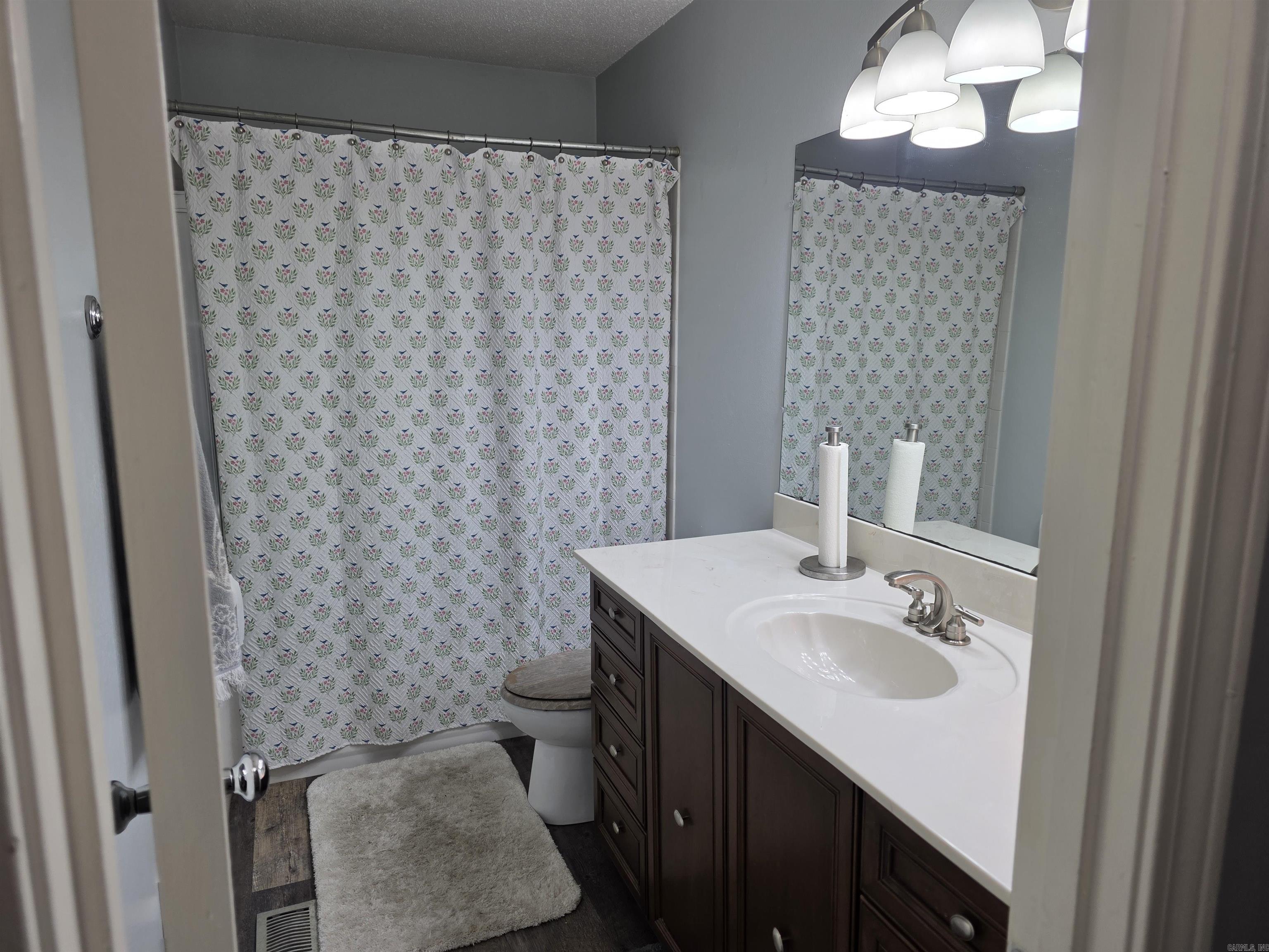 120 Wigwam  Fairfield Bay, AR