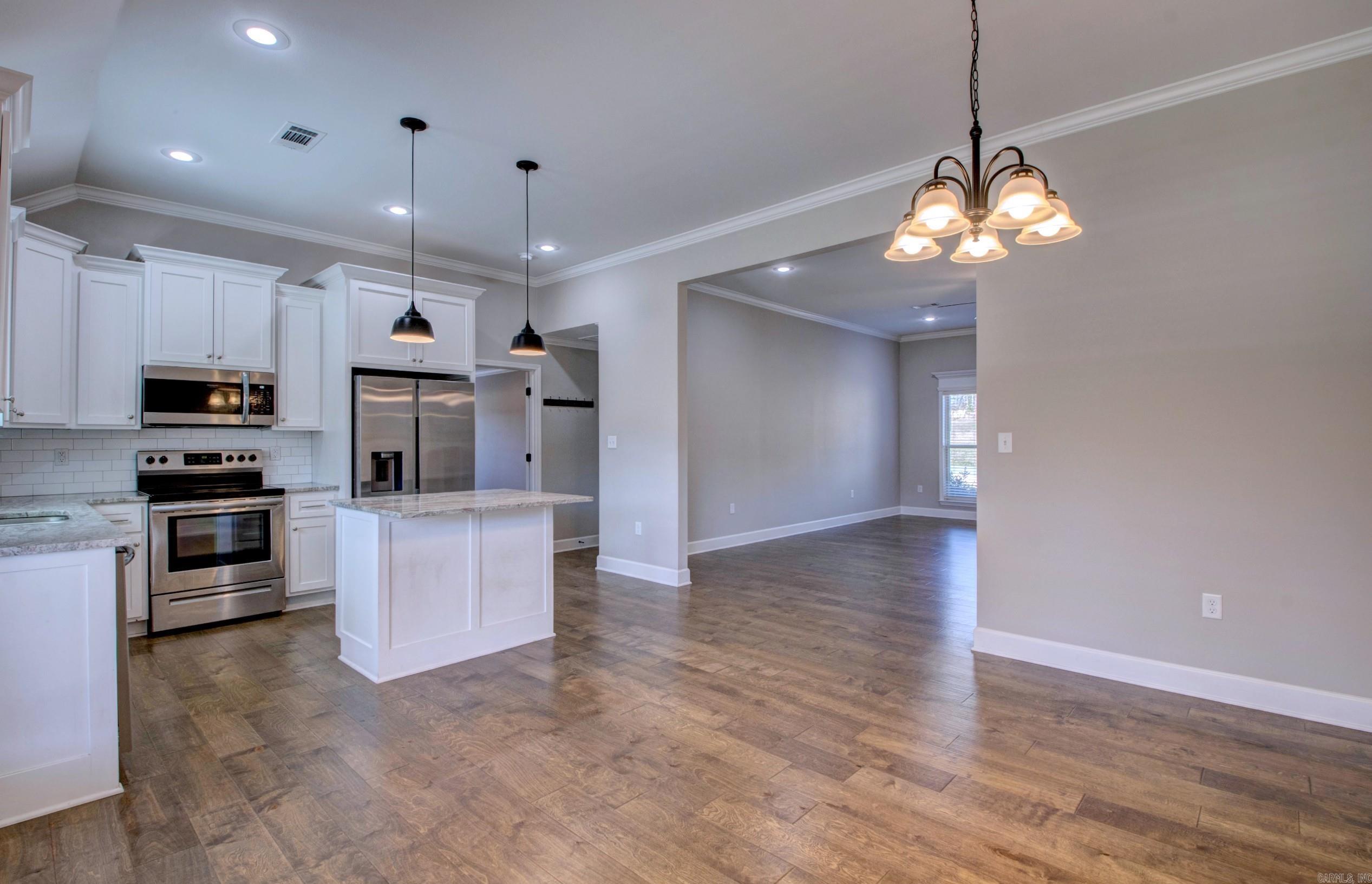 543 Reuben Drive Alexander, AR 72002