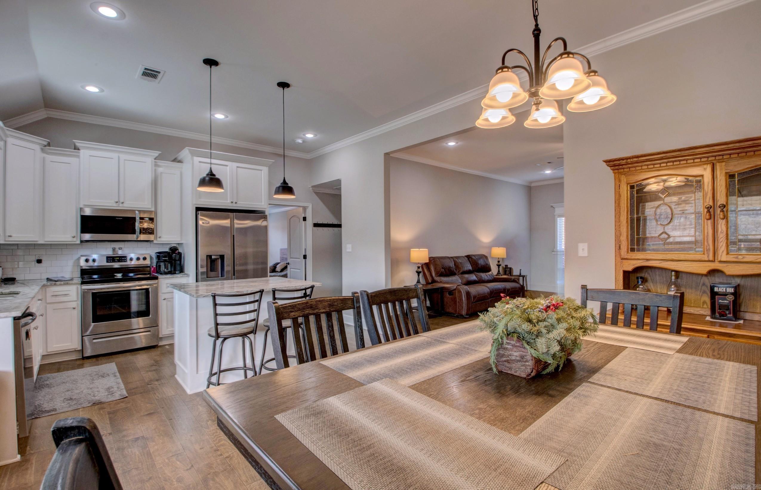 543 Reuben  Alexander, AR