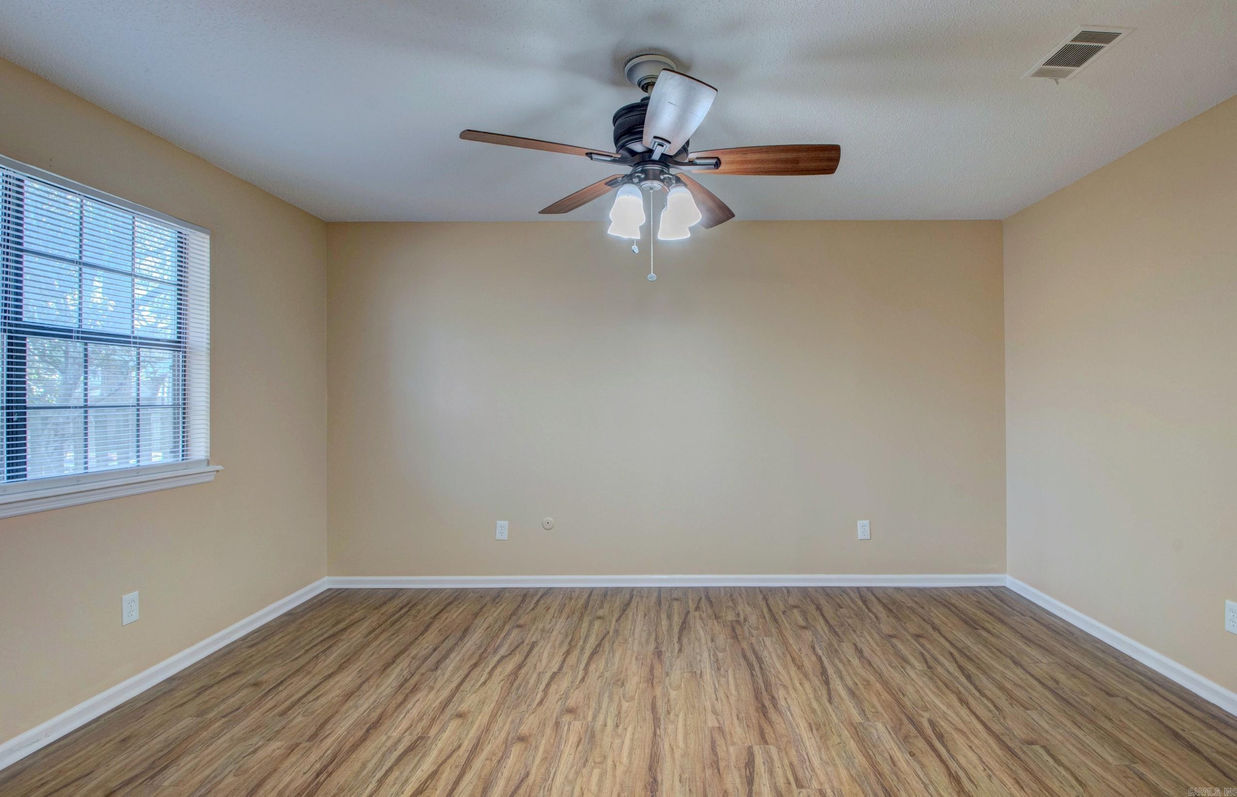 9715 Grapevine Dr  Little Rock, AR