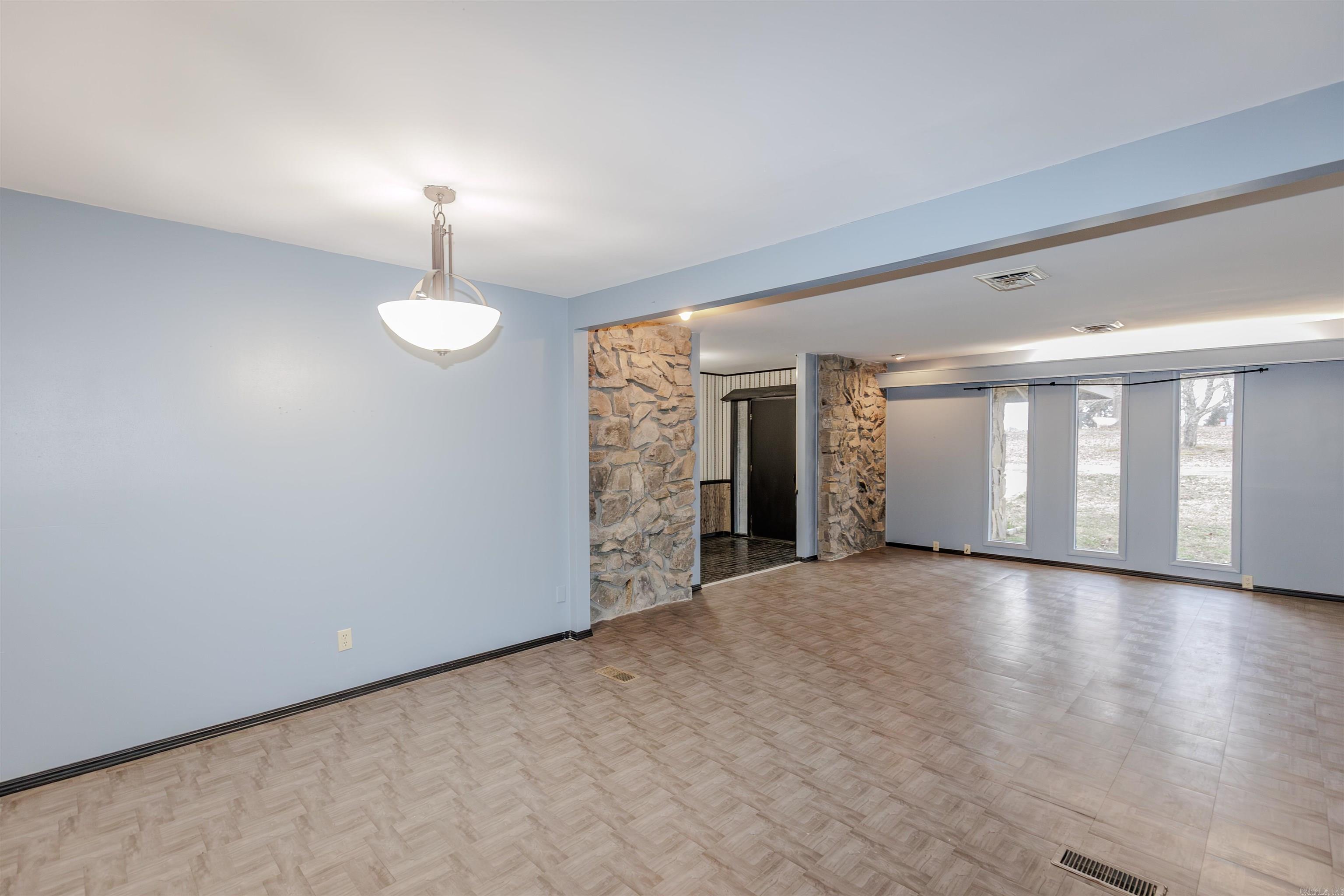 14 Lanning  Houston, AR