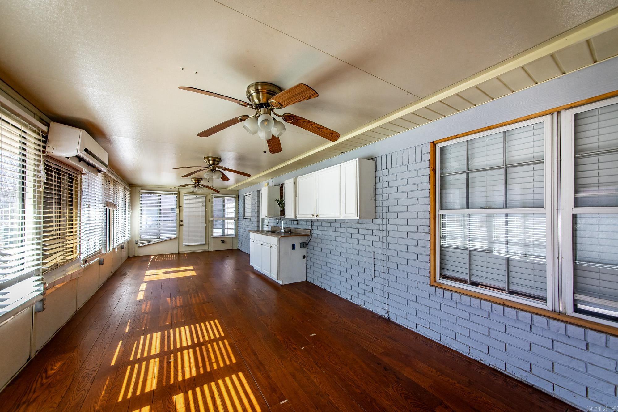 100 Oxford  Jacksonville, AR