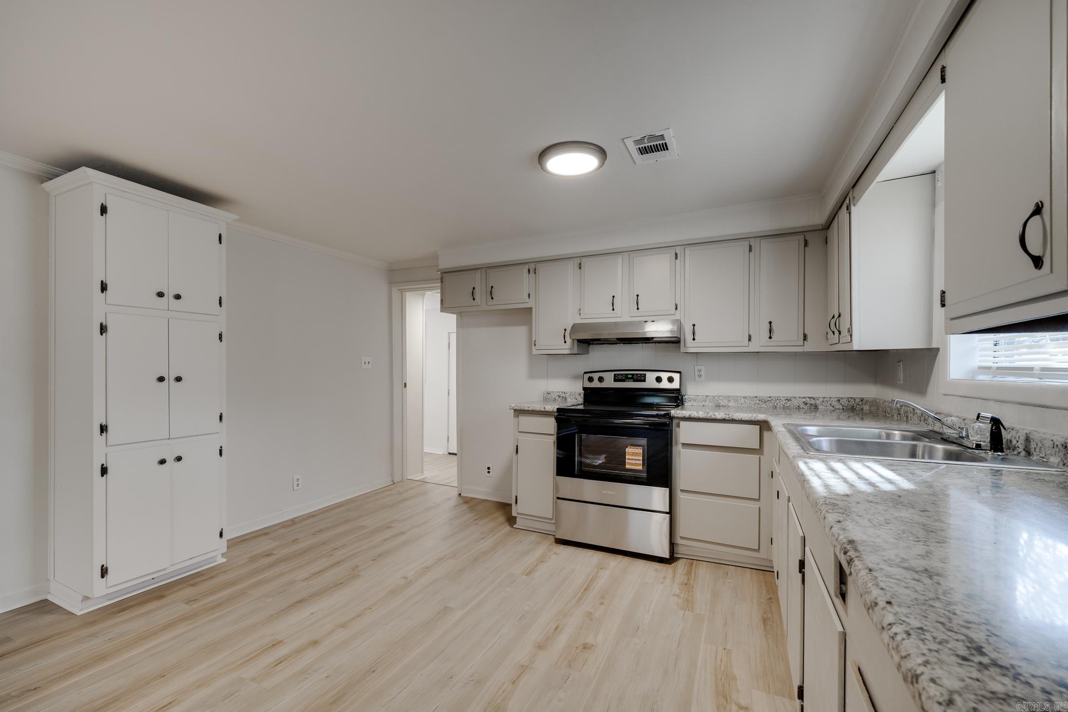 132 Daugherty Hill  Conway, AR