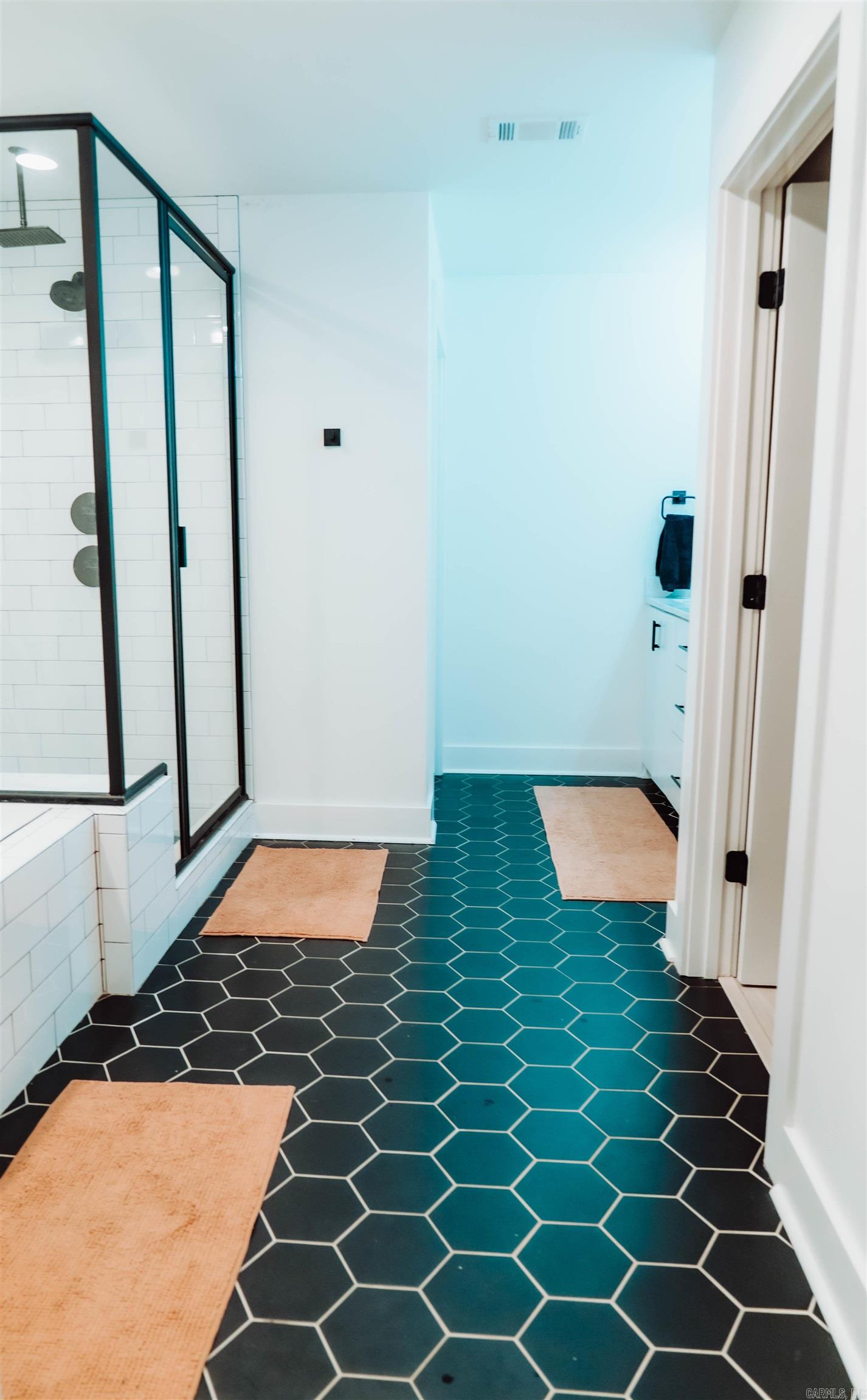 7800 South Shoreline Blvd Benton, AR 72019