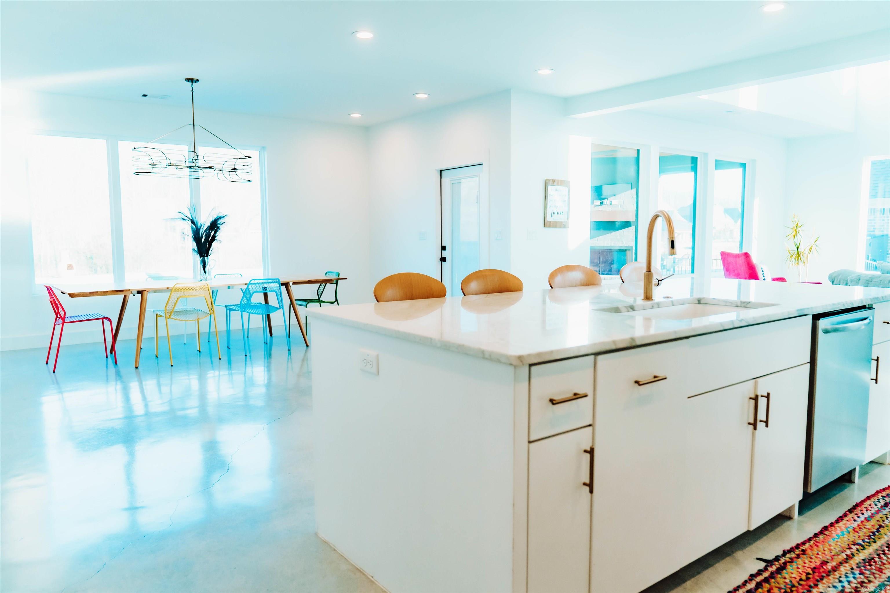 7800 South Shoreline Blvd  Benton, AR