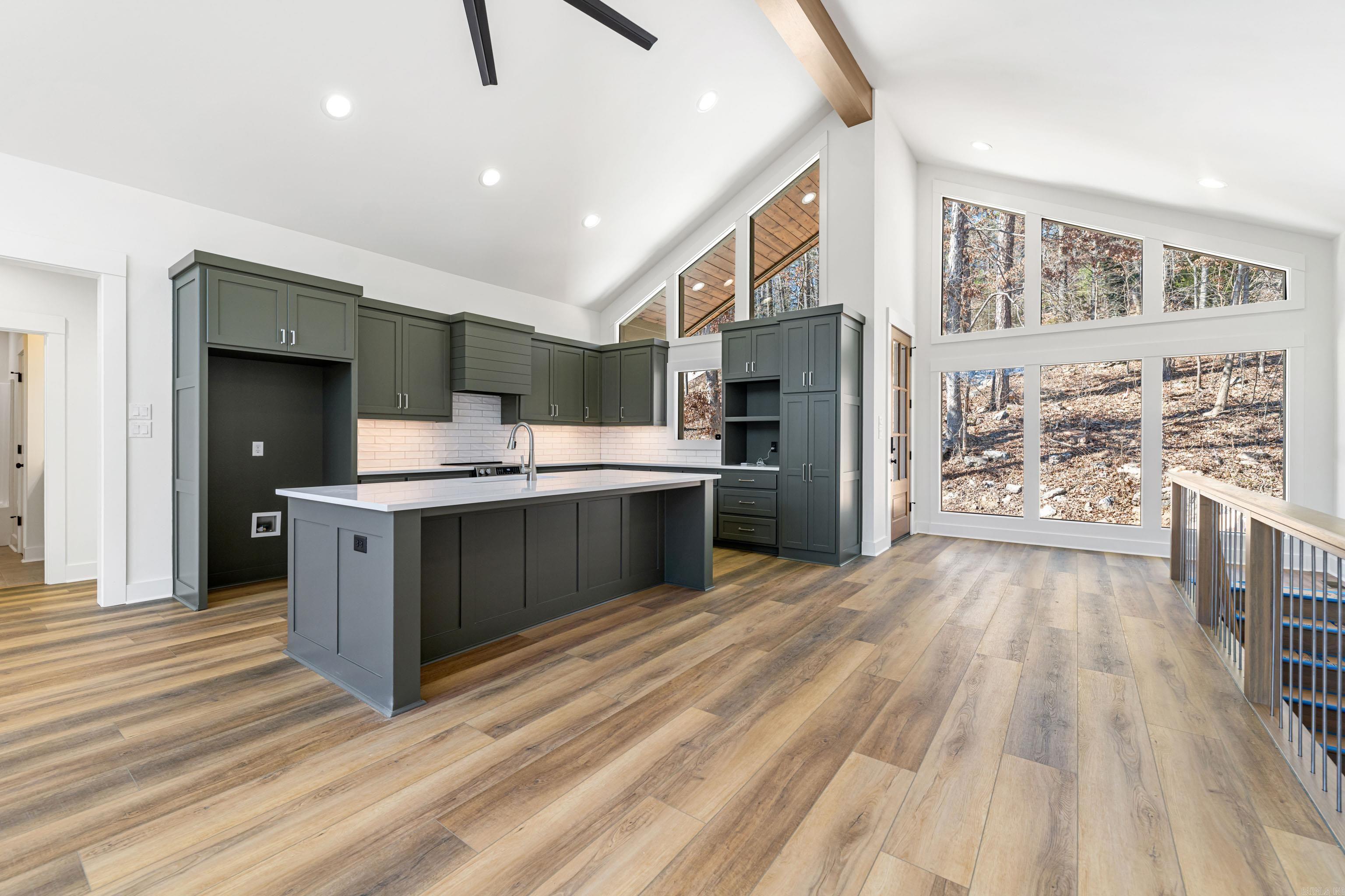 80 Stone Circle  Greers Ferry, AR