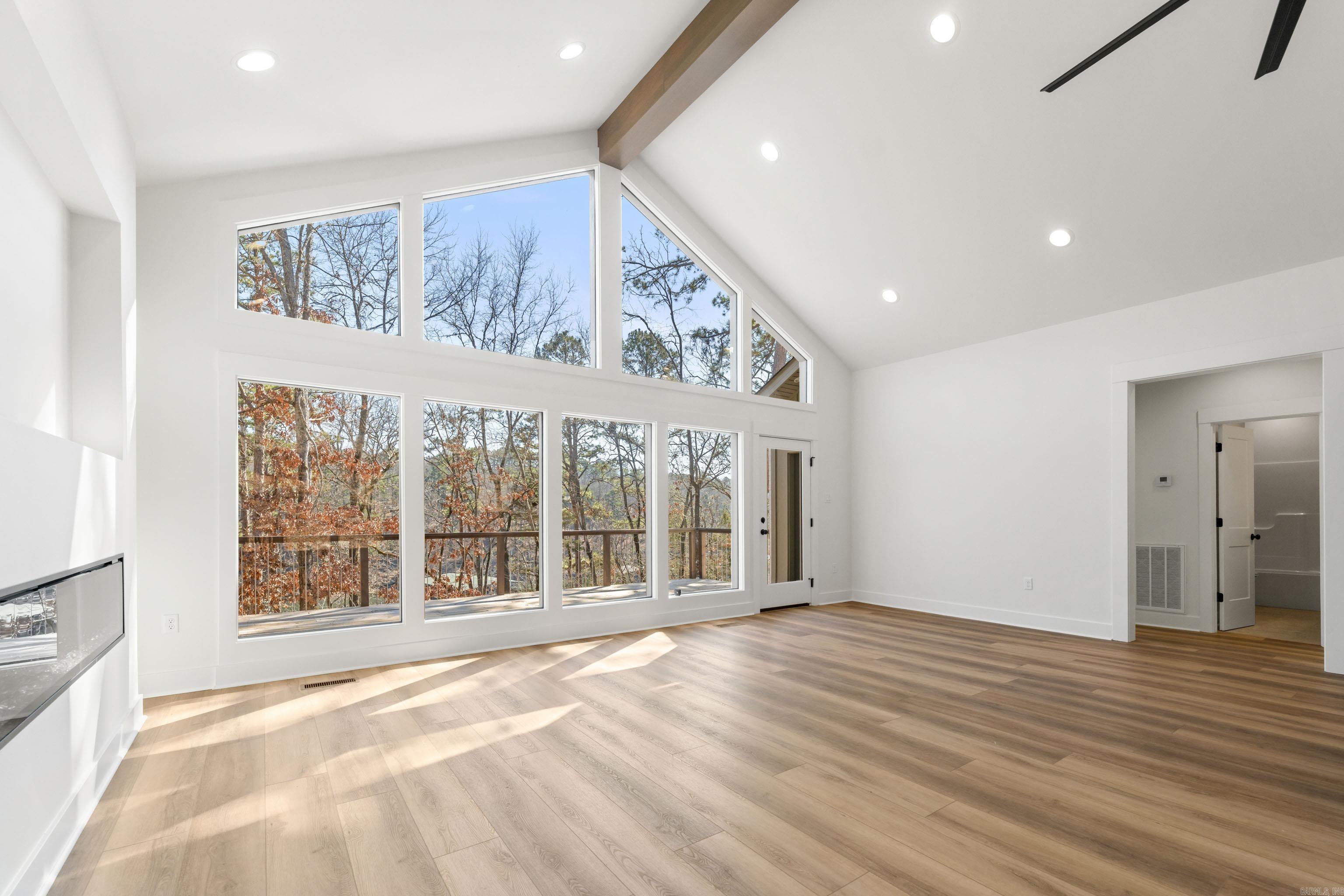 80 Stone Circle  Greers Ferry, AR