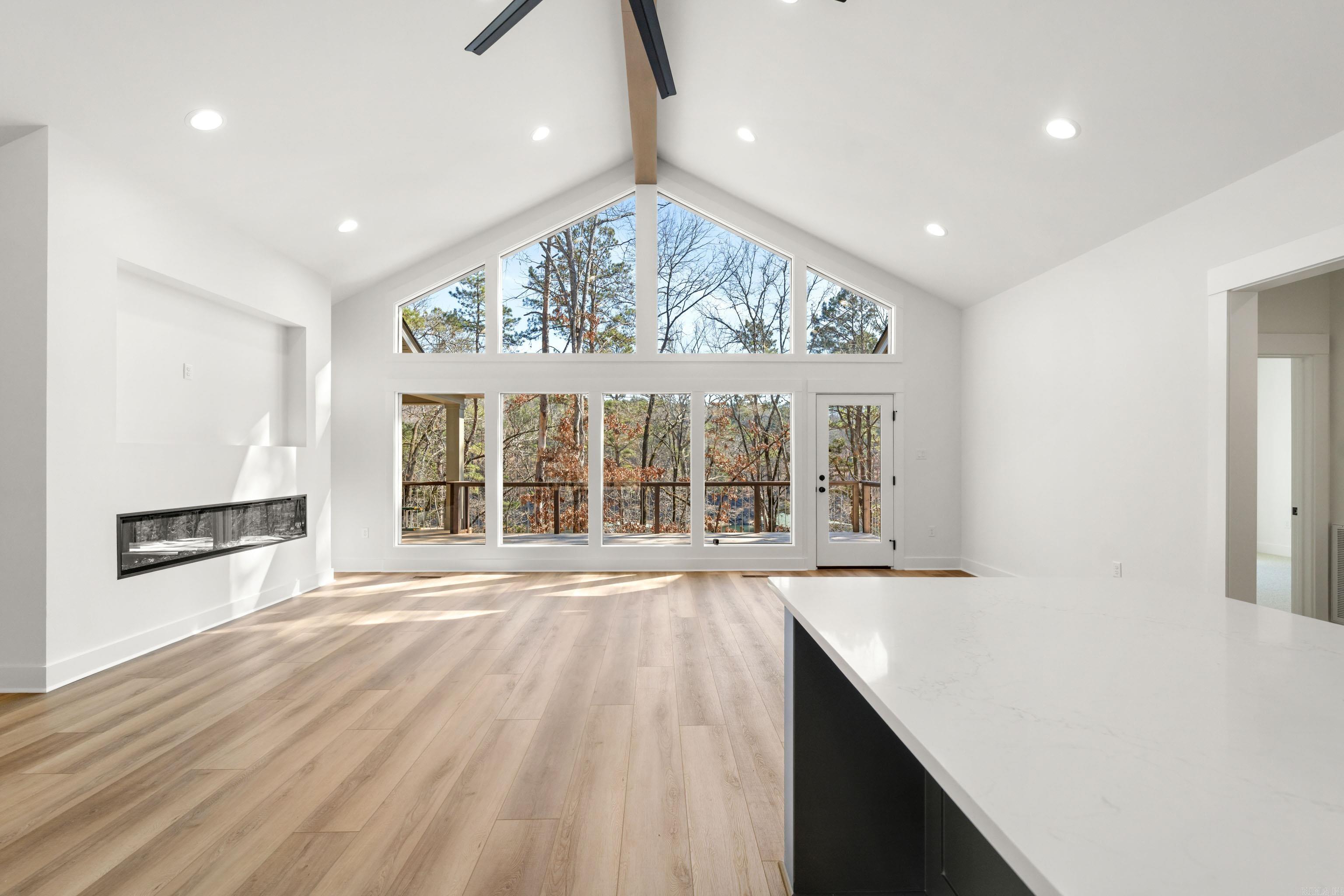 80 Stone Circle  Greers Ferry, AR