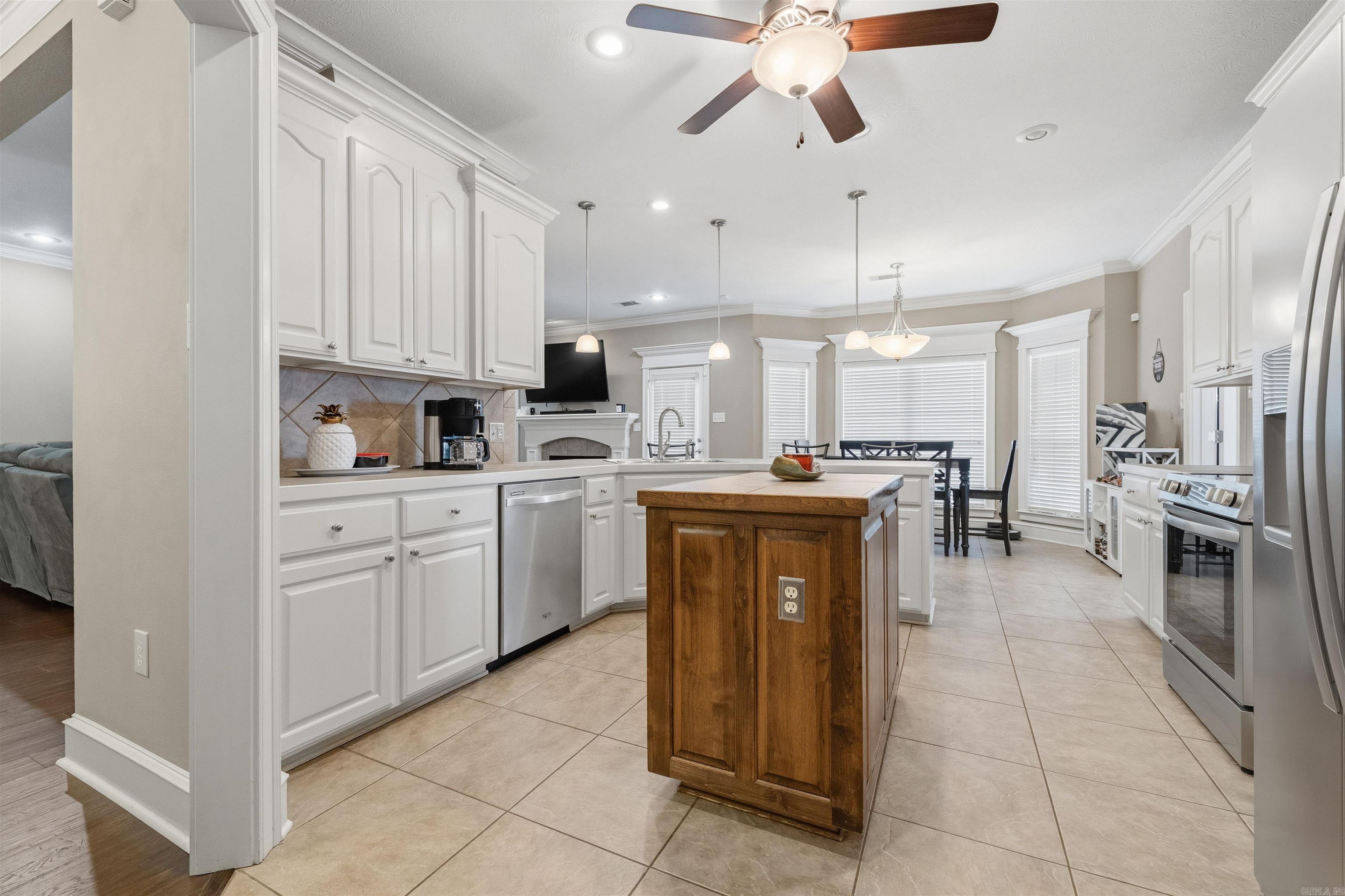 2575 Forest View  Conway, AR