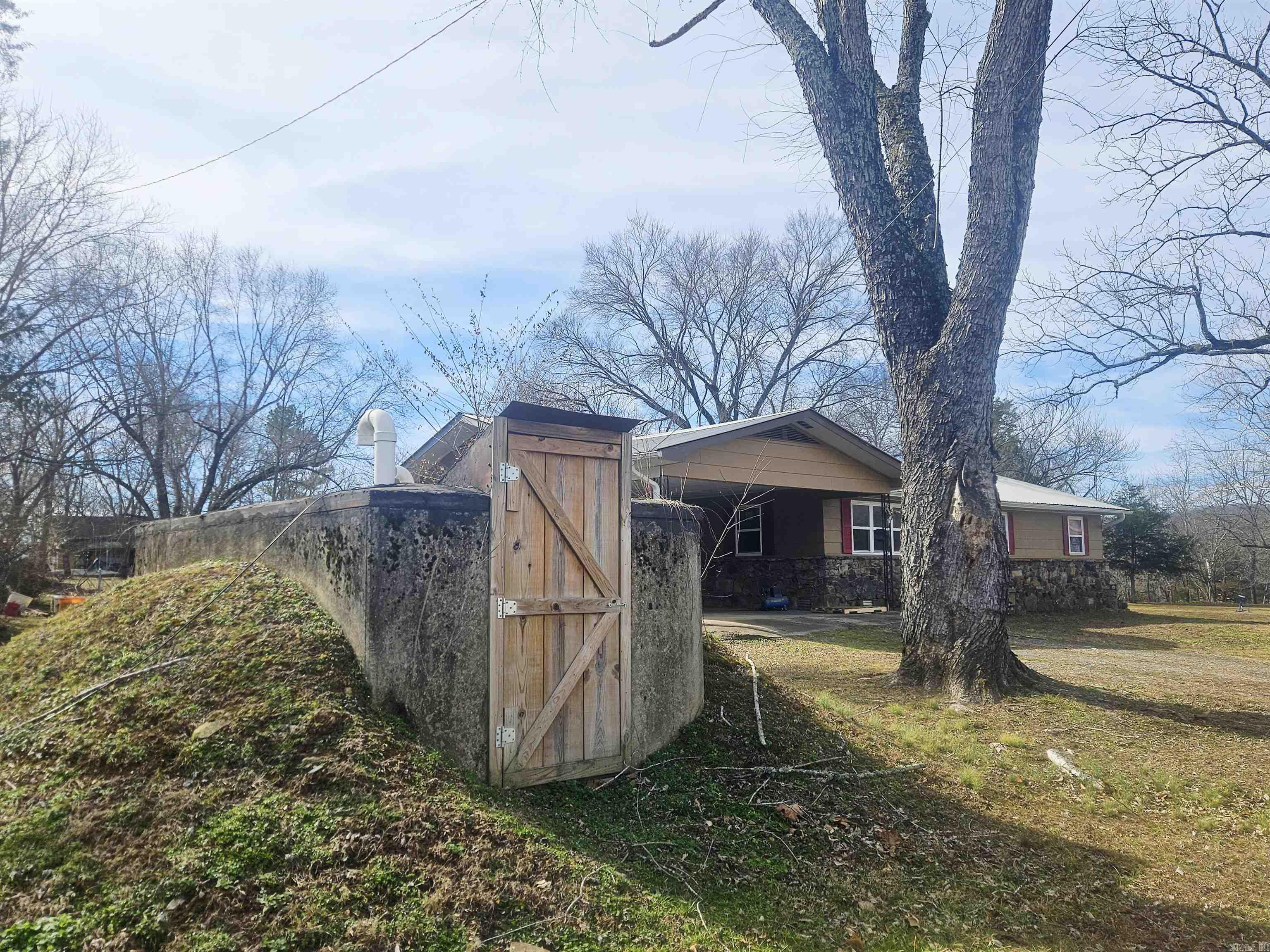 335 W Tennyson Street Saint Joe, AR 72675