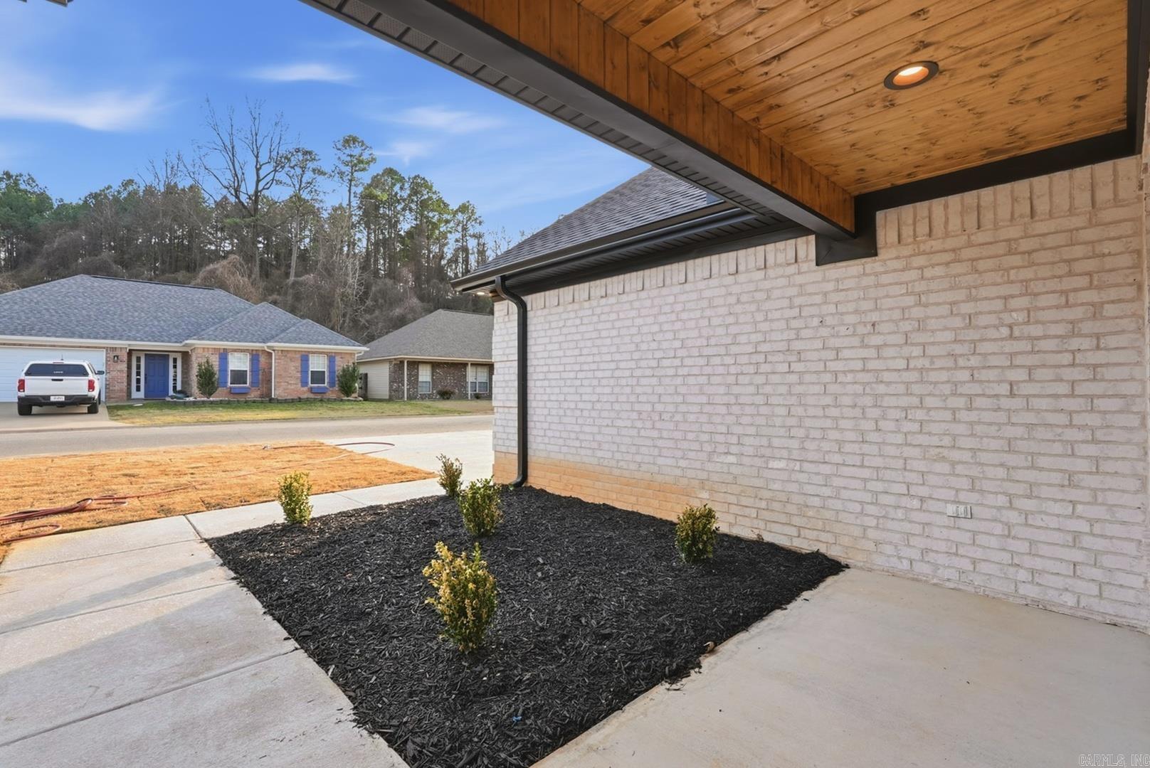 545 Wisteria  Bauxite, AR