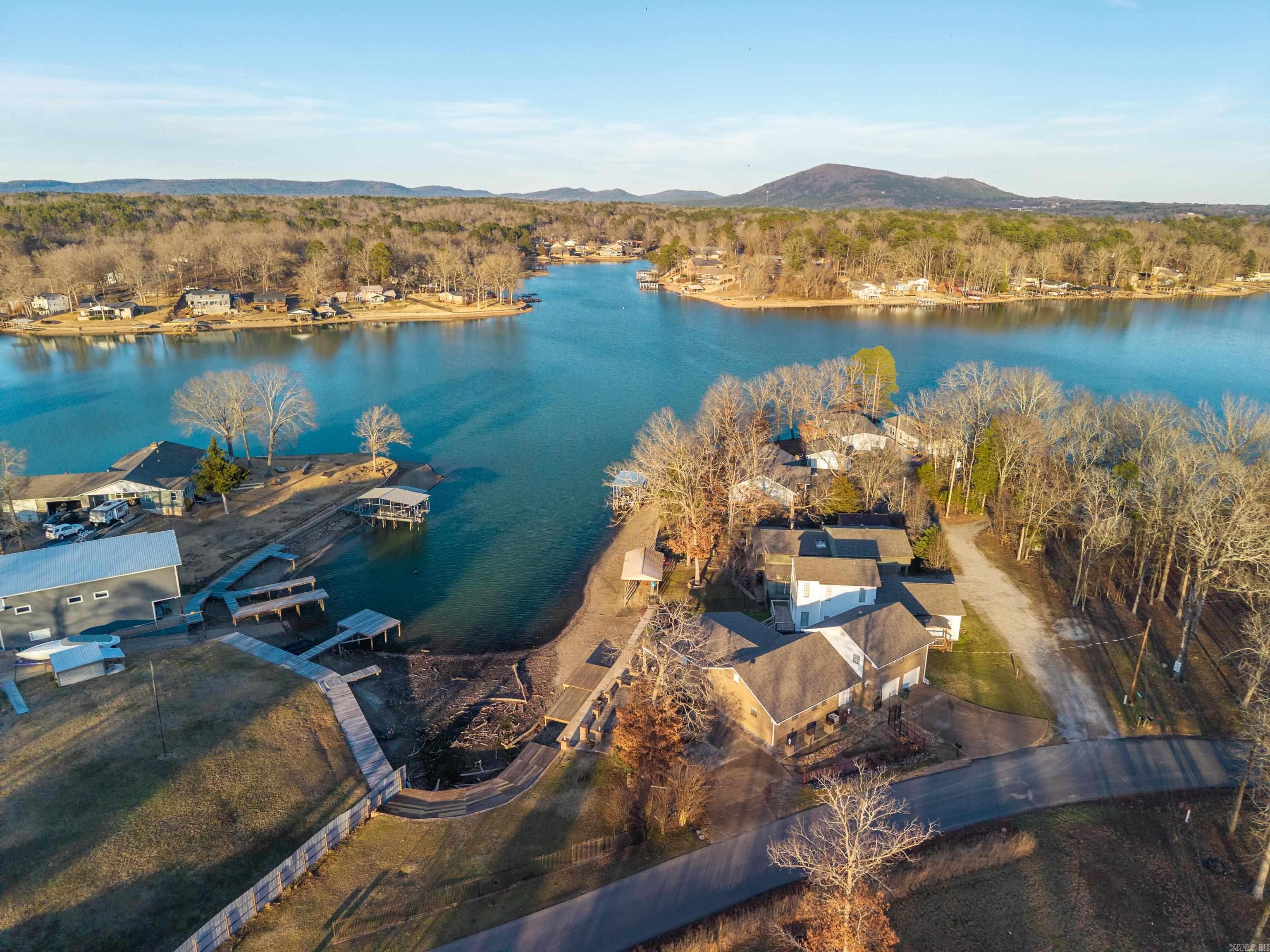 111 Loveless Ln  Royal, AR