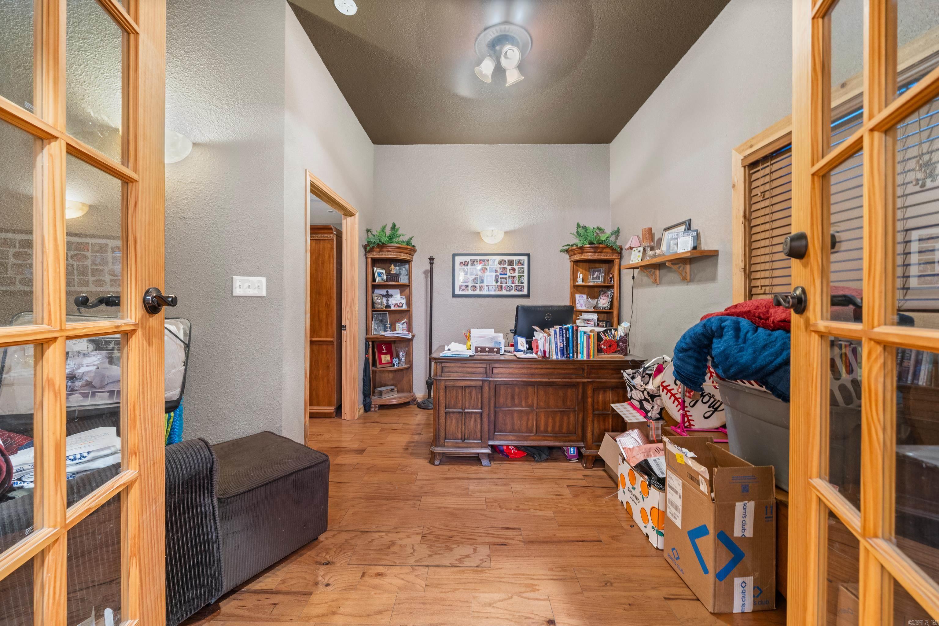 111 Loveless Ln  Royal, AR