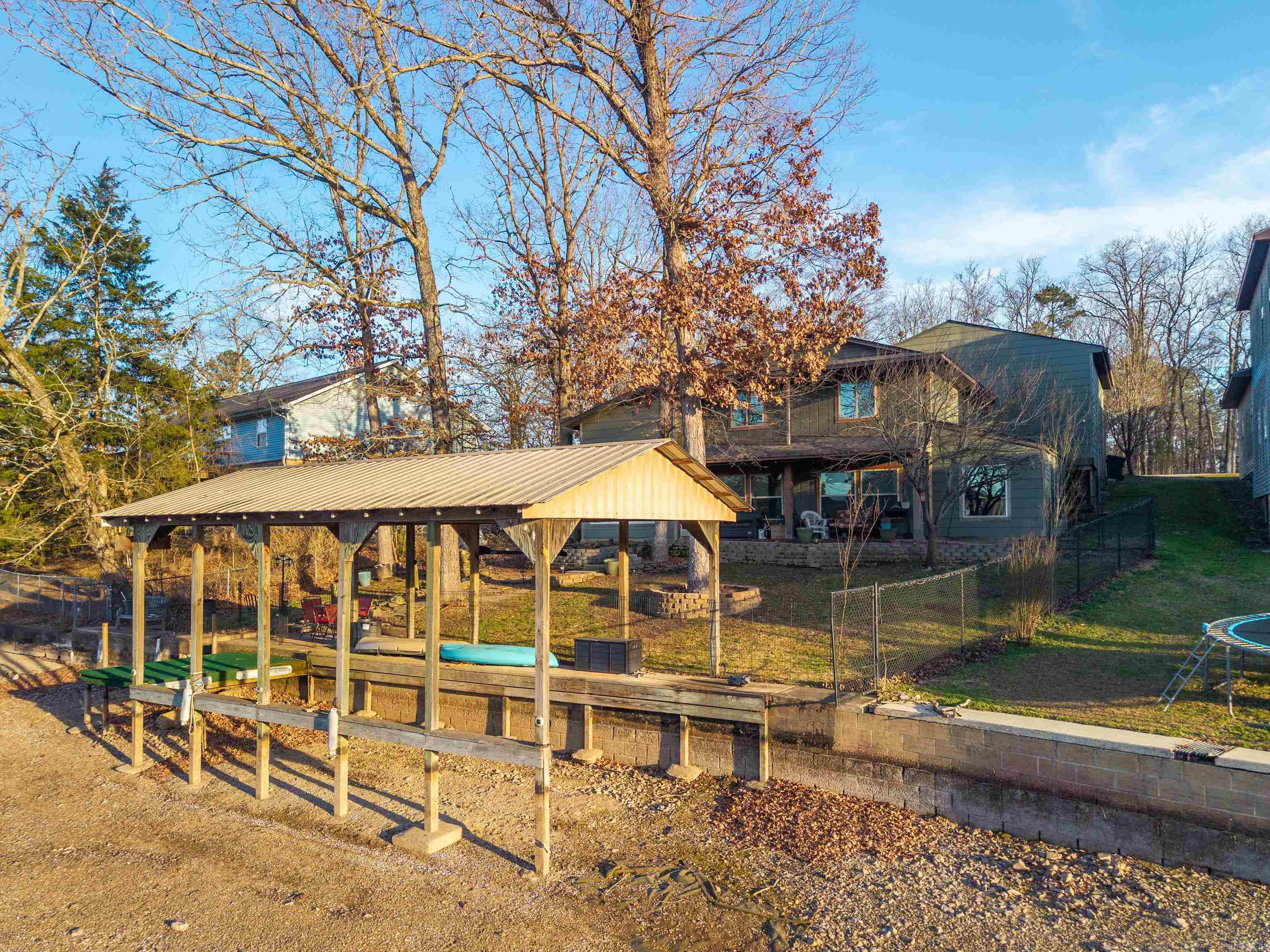 111 Loveless Ln  Royal, AR