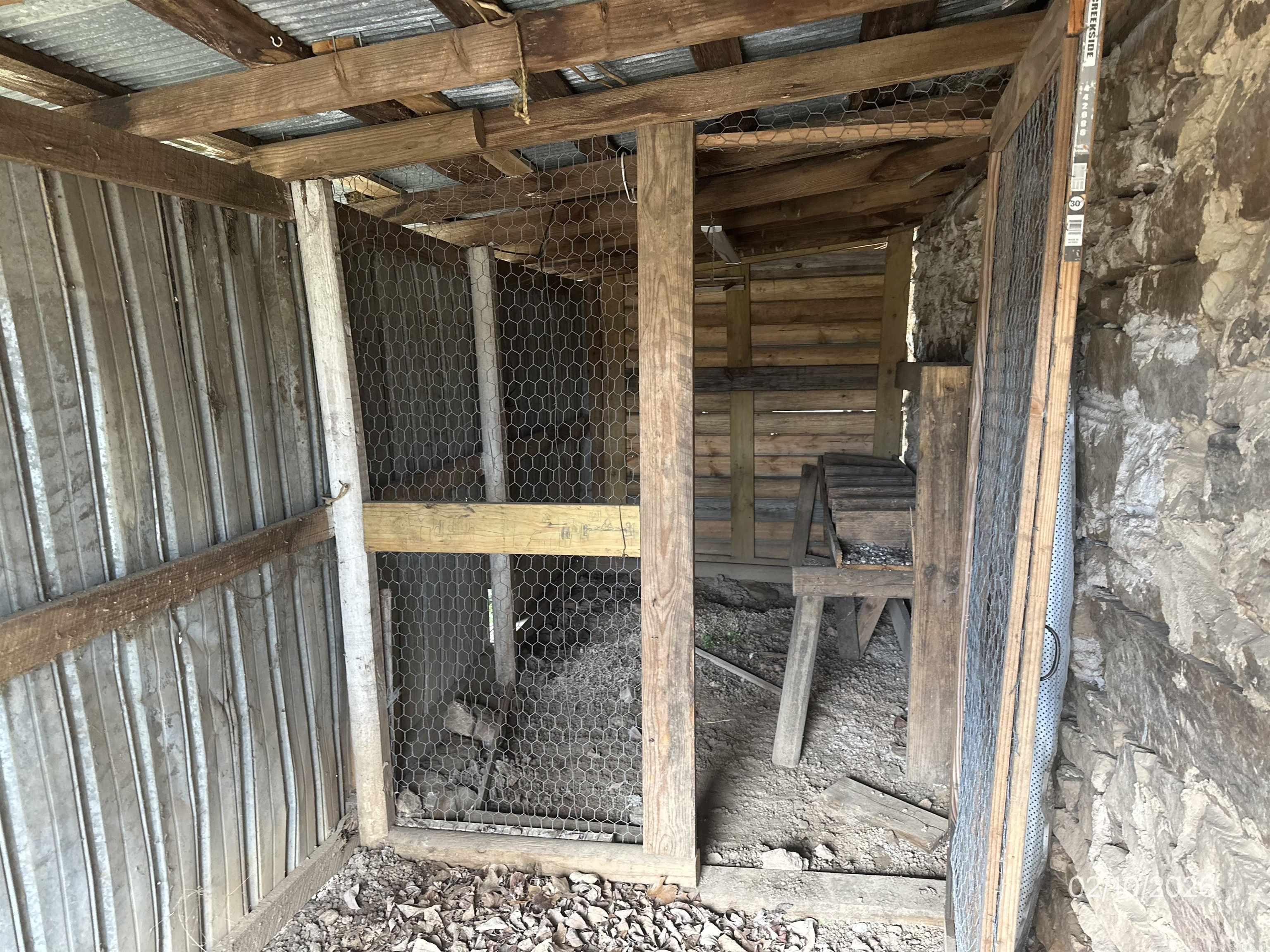 13585 Hwy 21  Clarksville, AR