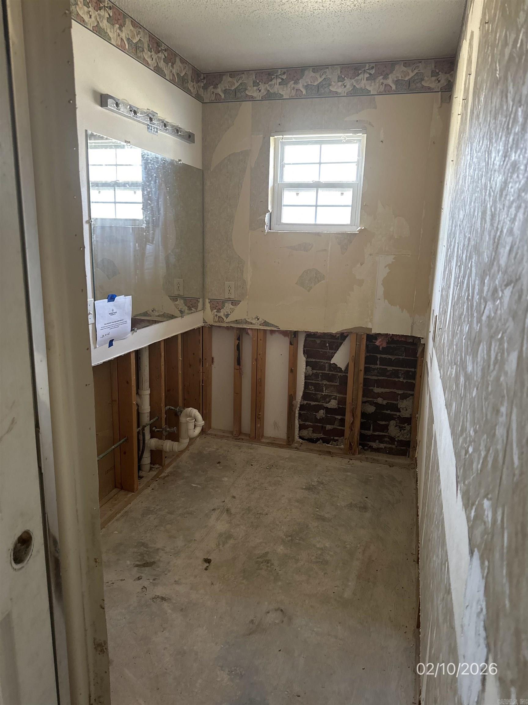 13585 Hwy 21  Clarksville, AR