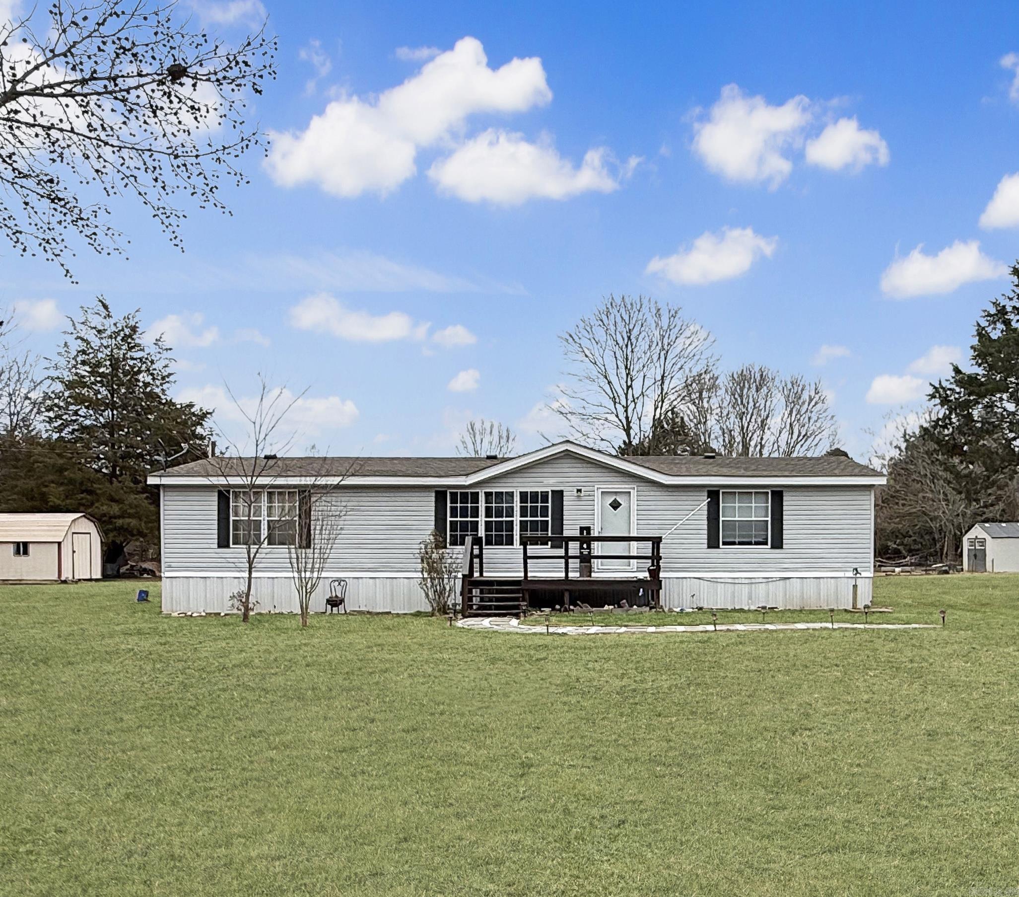 144 Valley Oaks Drive — exterior