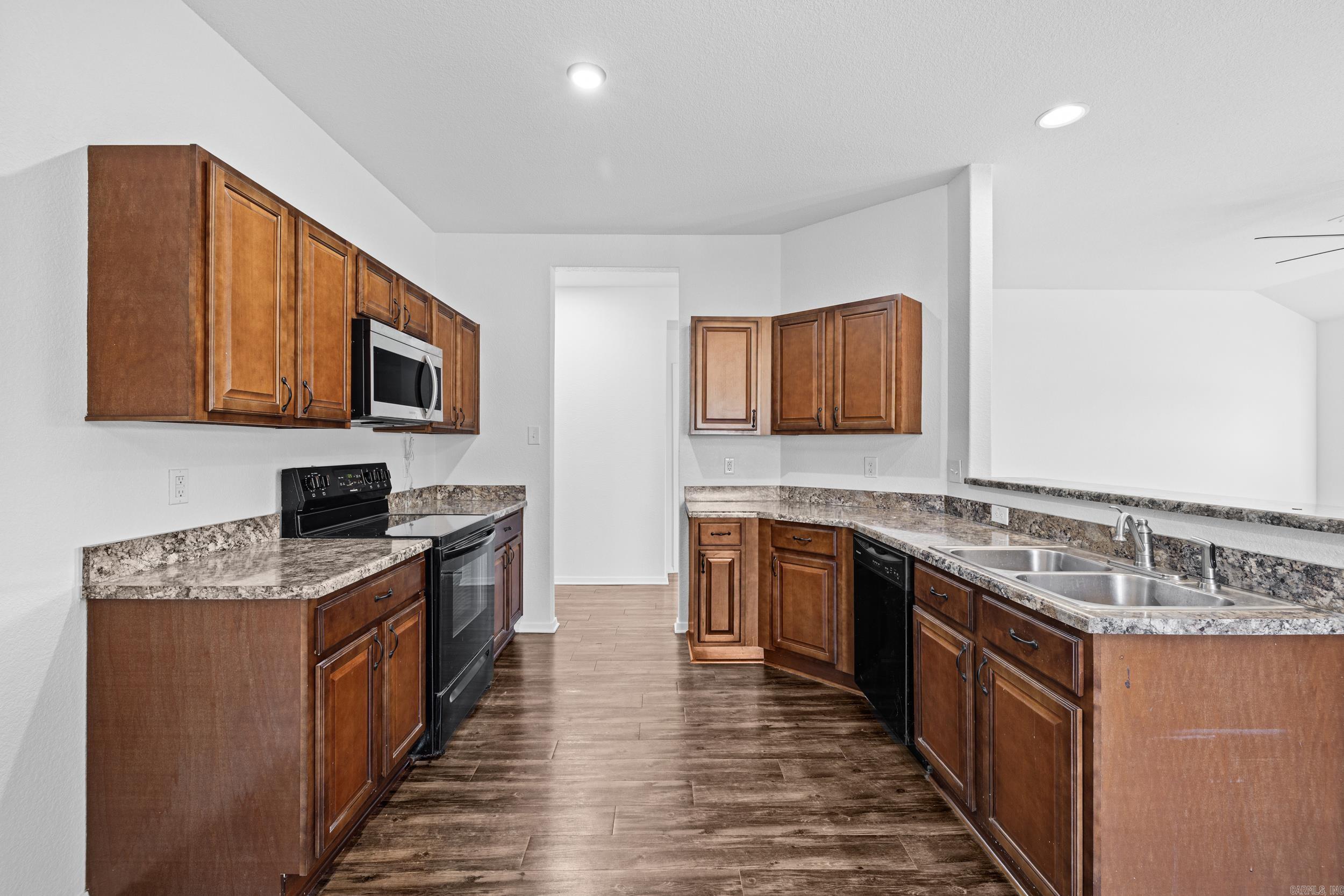 13 Oakland Cir  Austin, AR