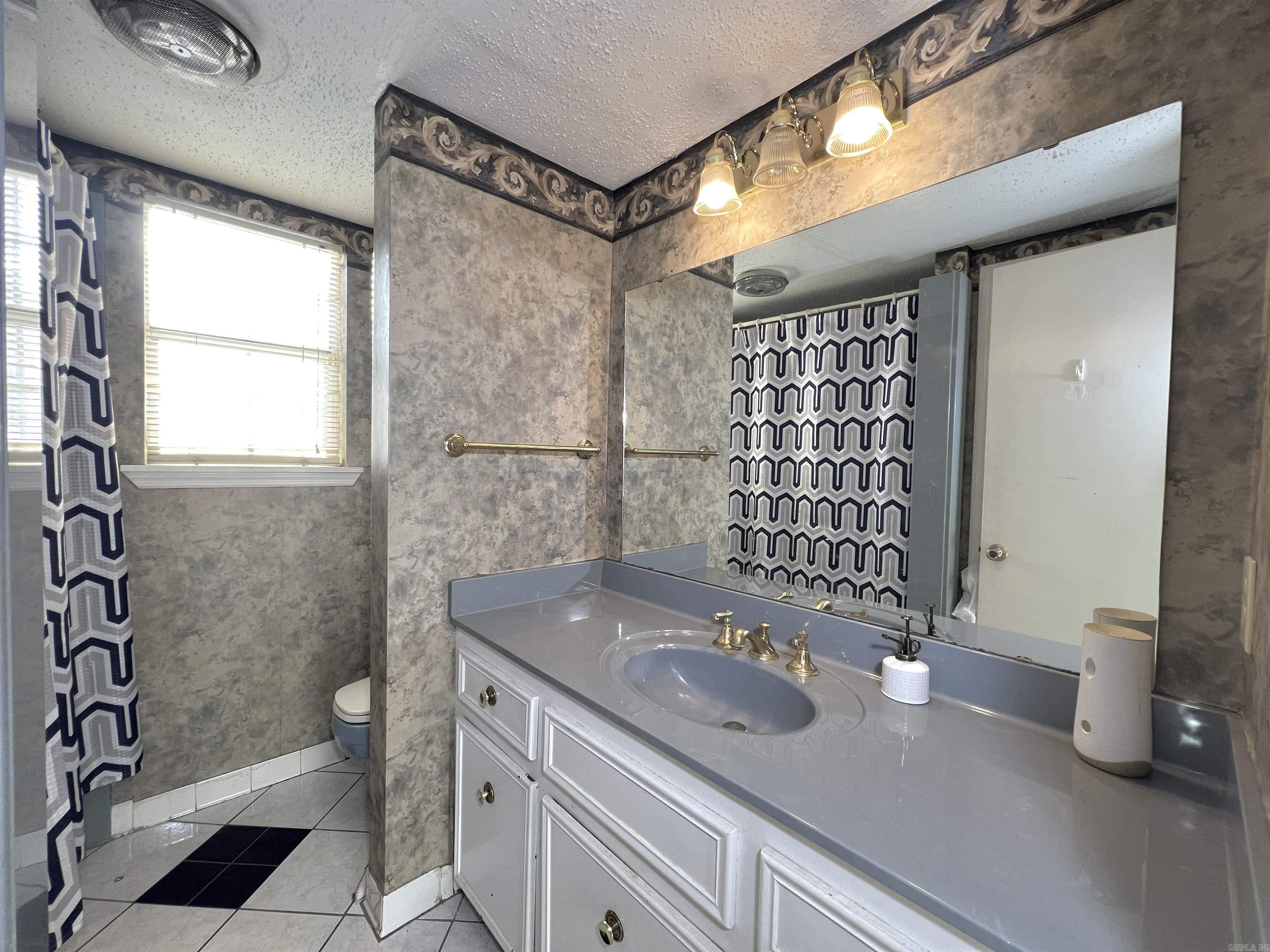 2002 Shumate  Little Rock, AR