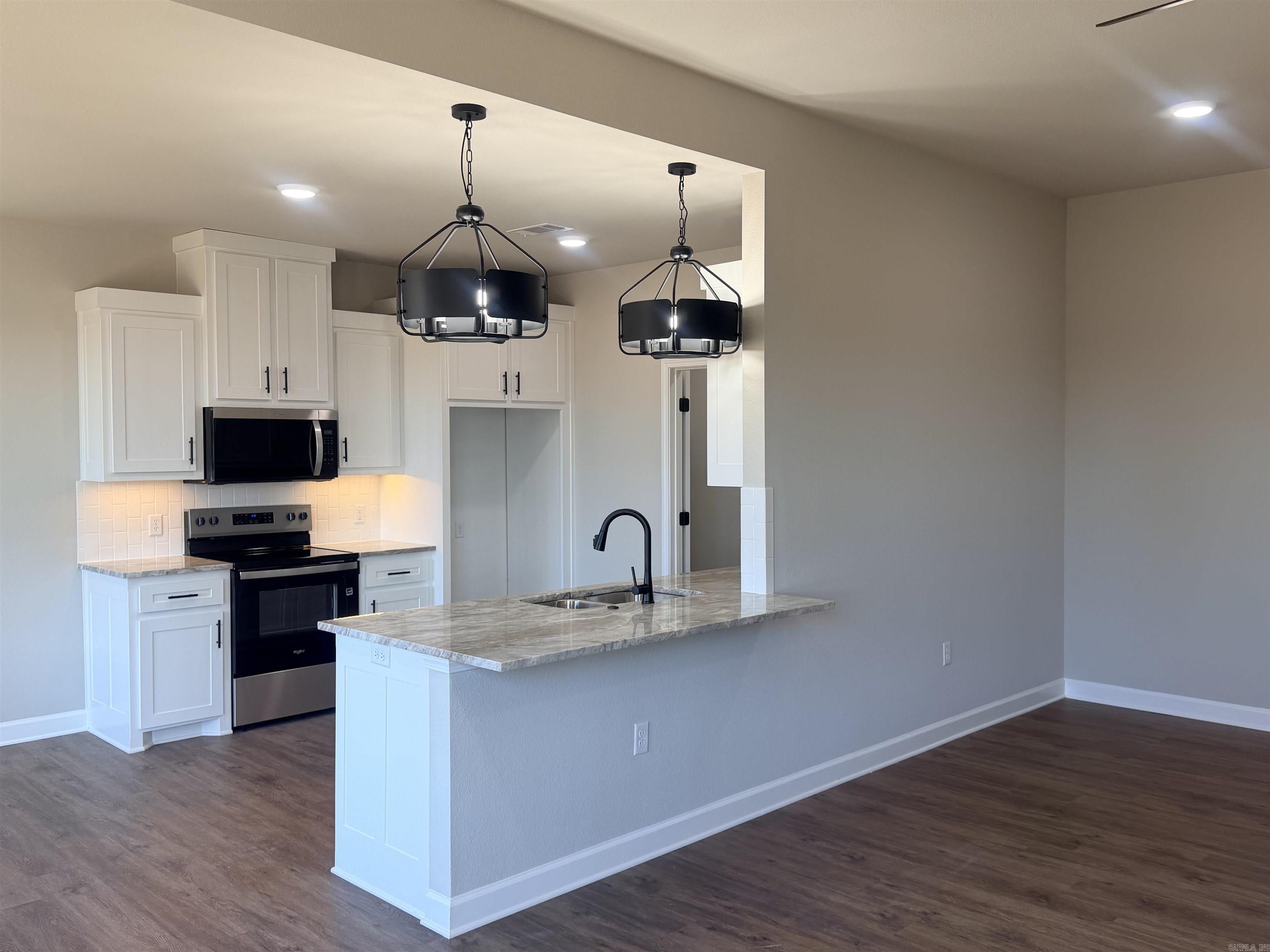 9323 Highway 298  Benton, AR