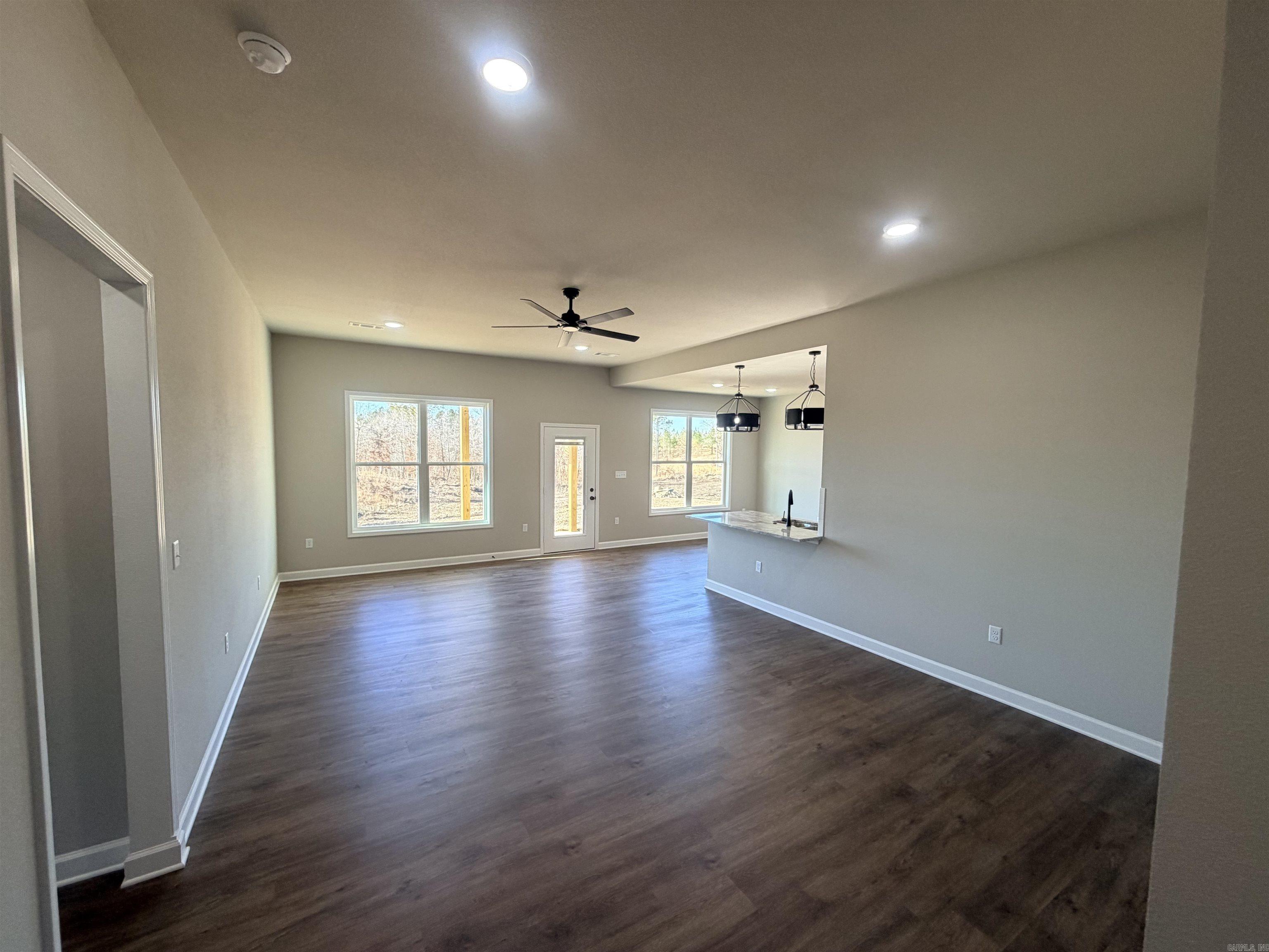 9323 Highway 298  Benton, AR