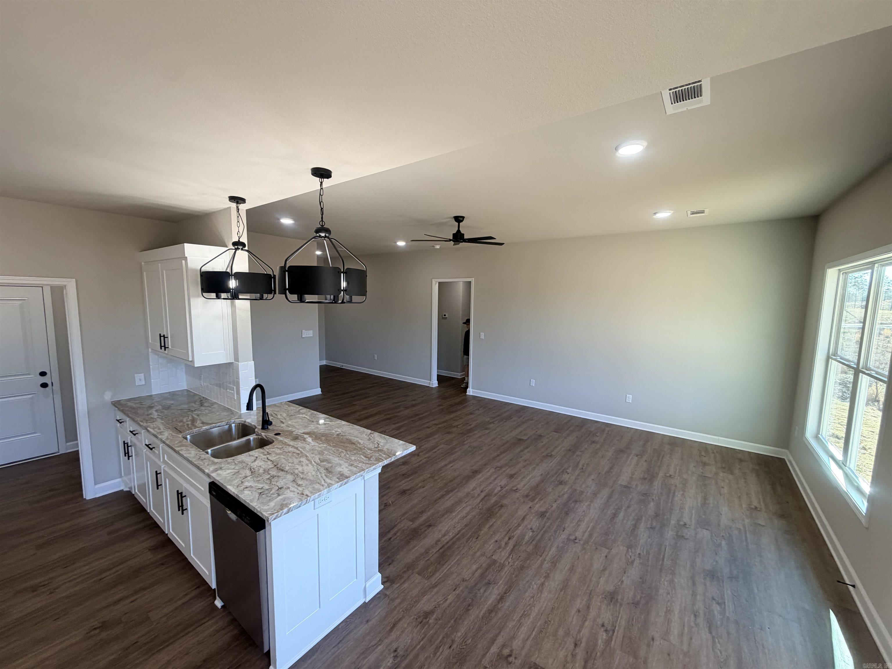 9323 Highway 298  Benton, AR